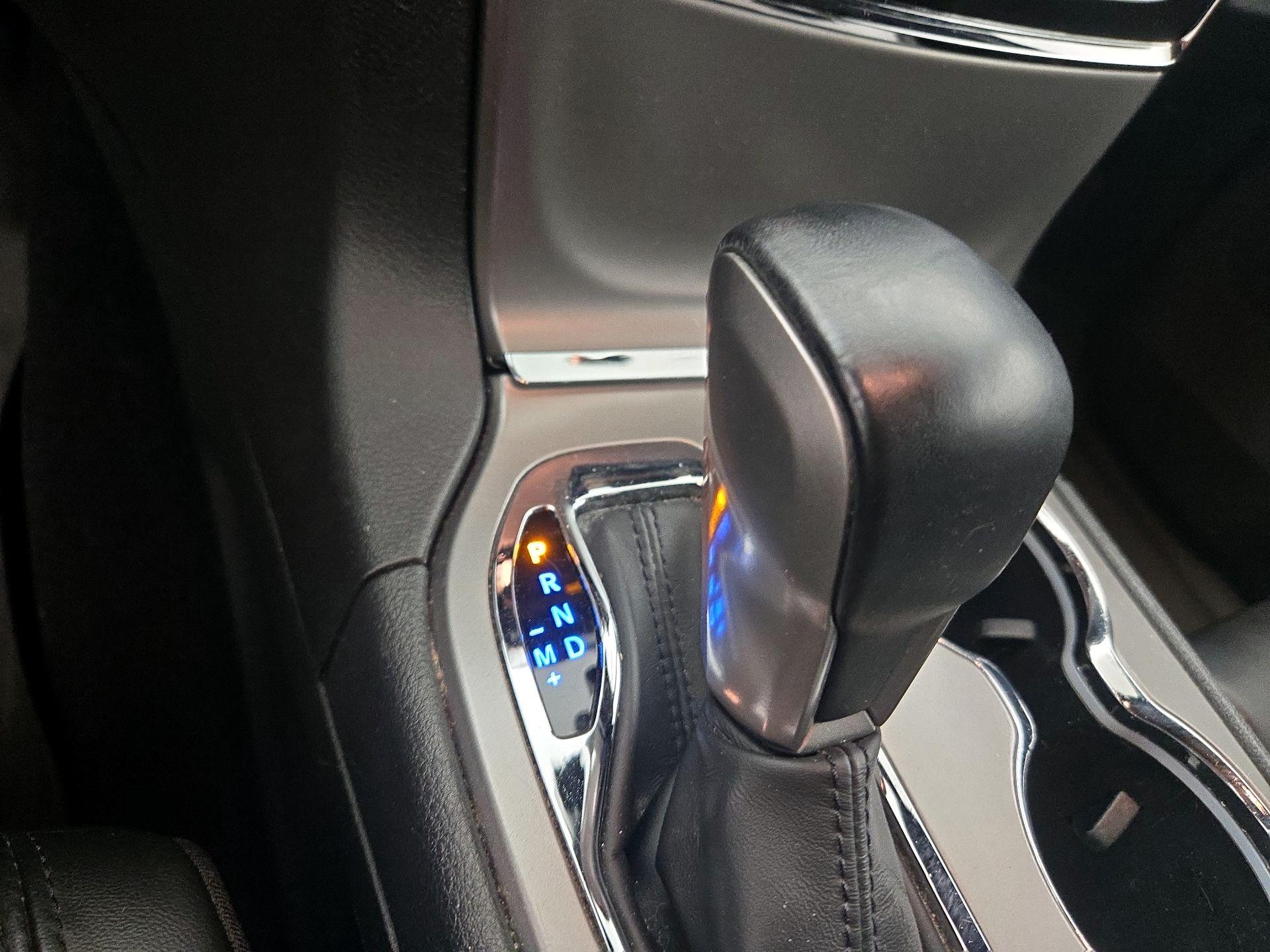 Thumbnail: 2020 Jeep Grand Cherokee - 18