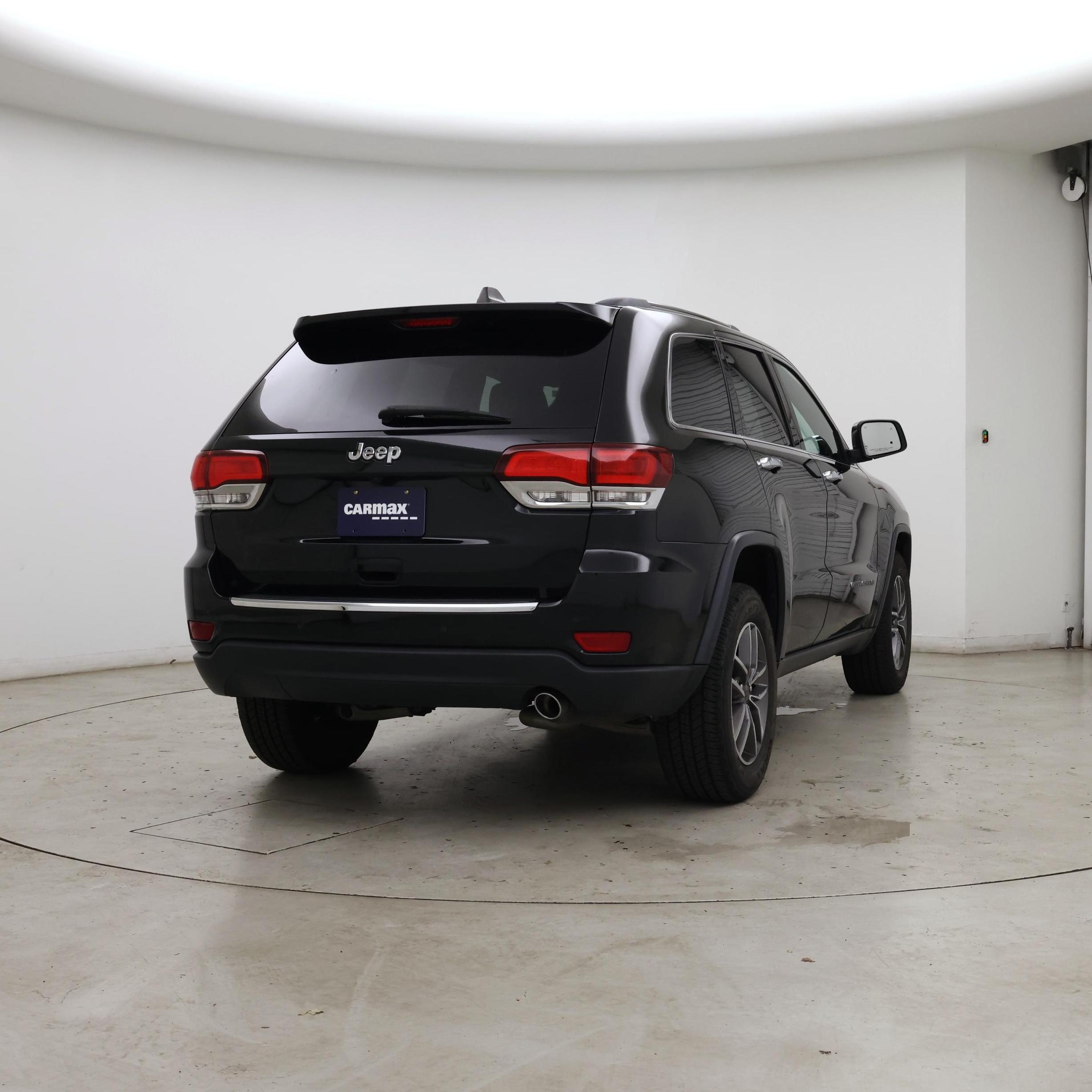 Thumbnail: 2020 Jeep Grand Cherokee - 8