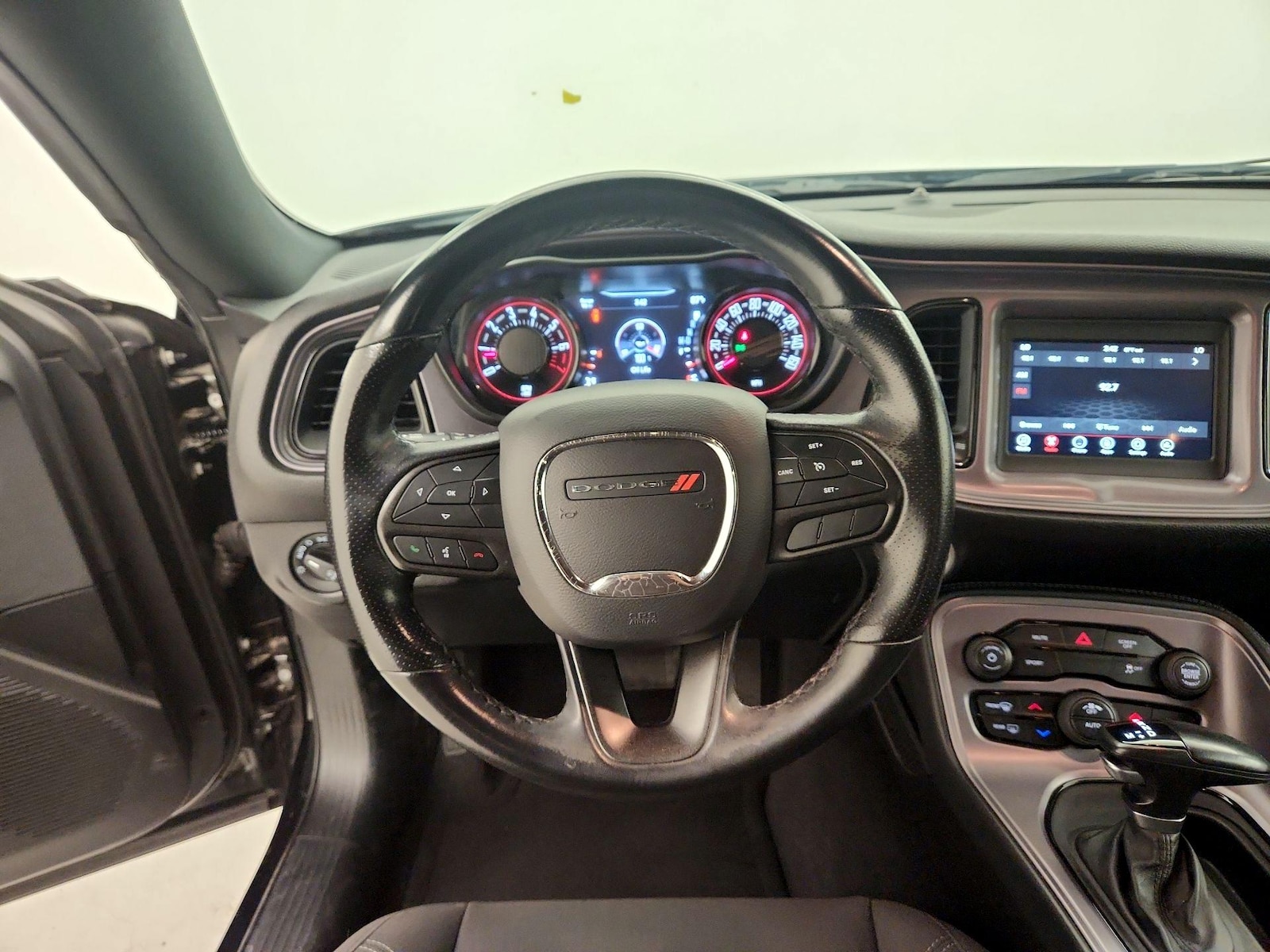 2023 Dodge Challenger SXT - Photo 11