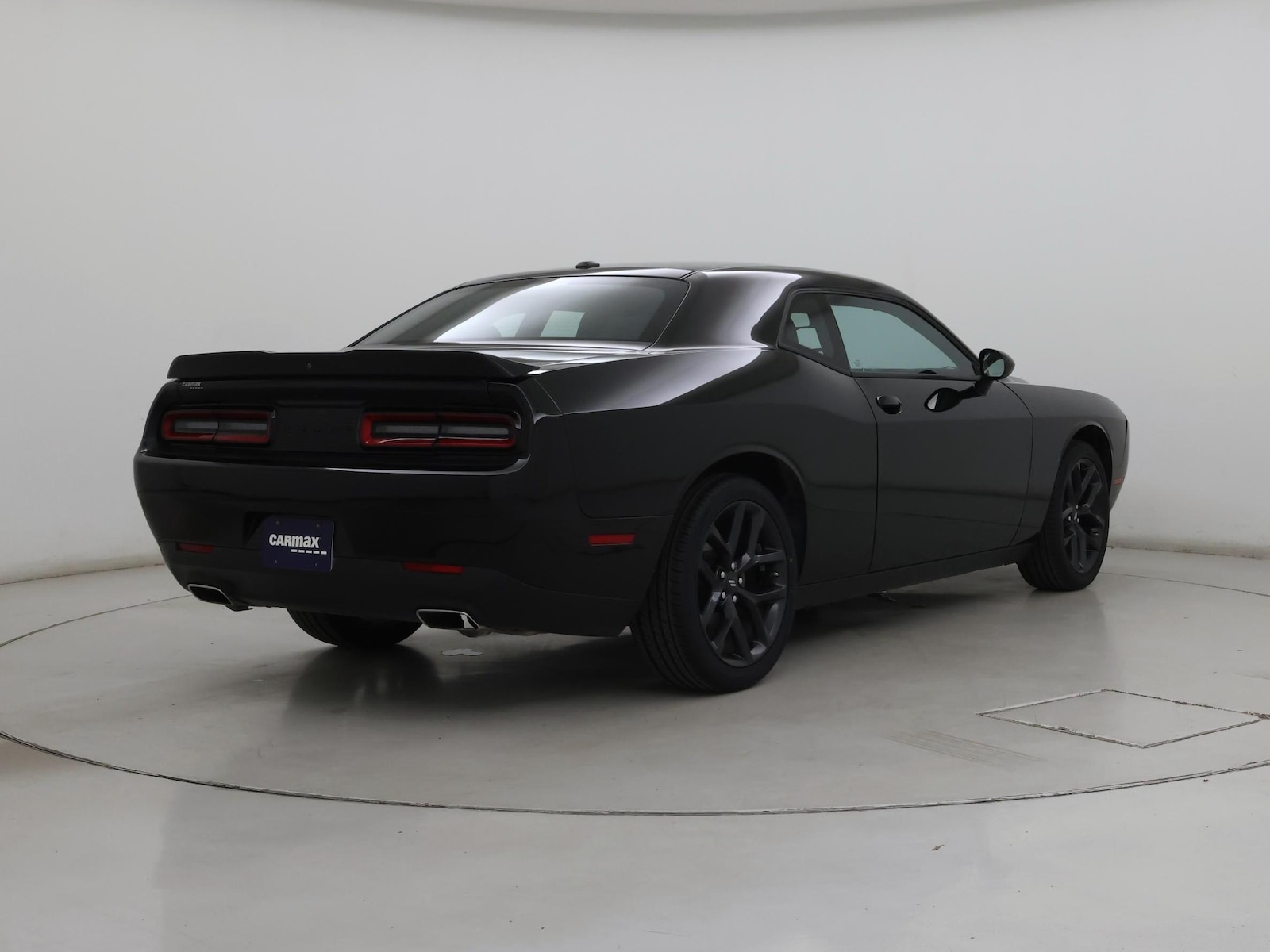 2023 Dodge Challenger SXT - Photo 9