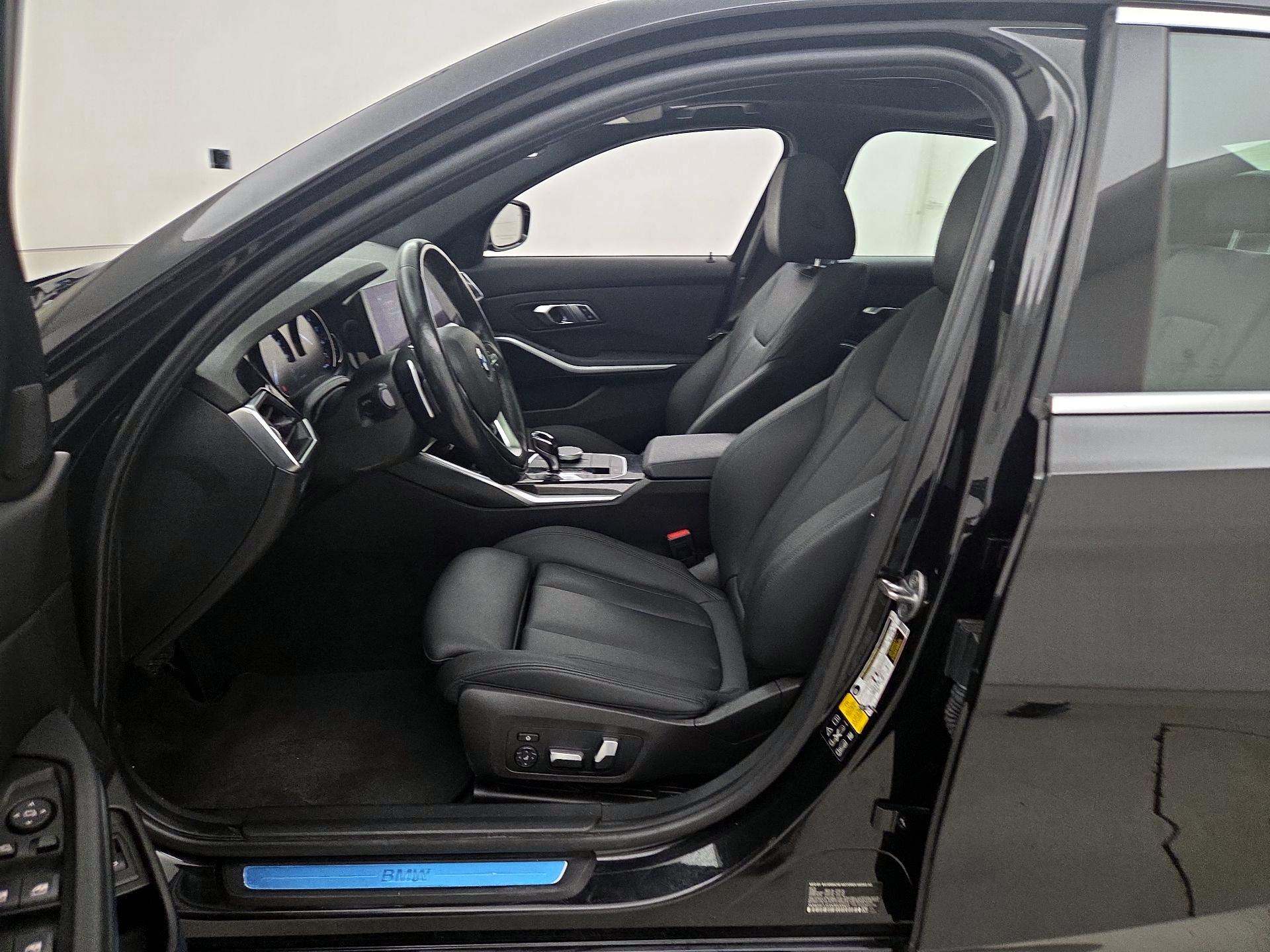 Thumbnail: 2019 BMW 3 Series - 11