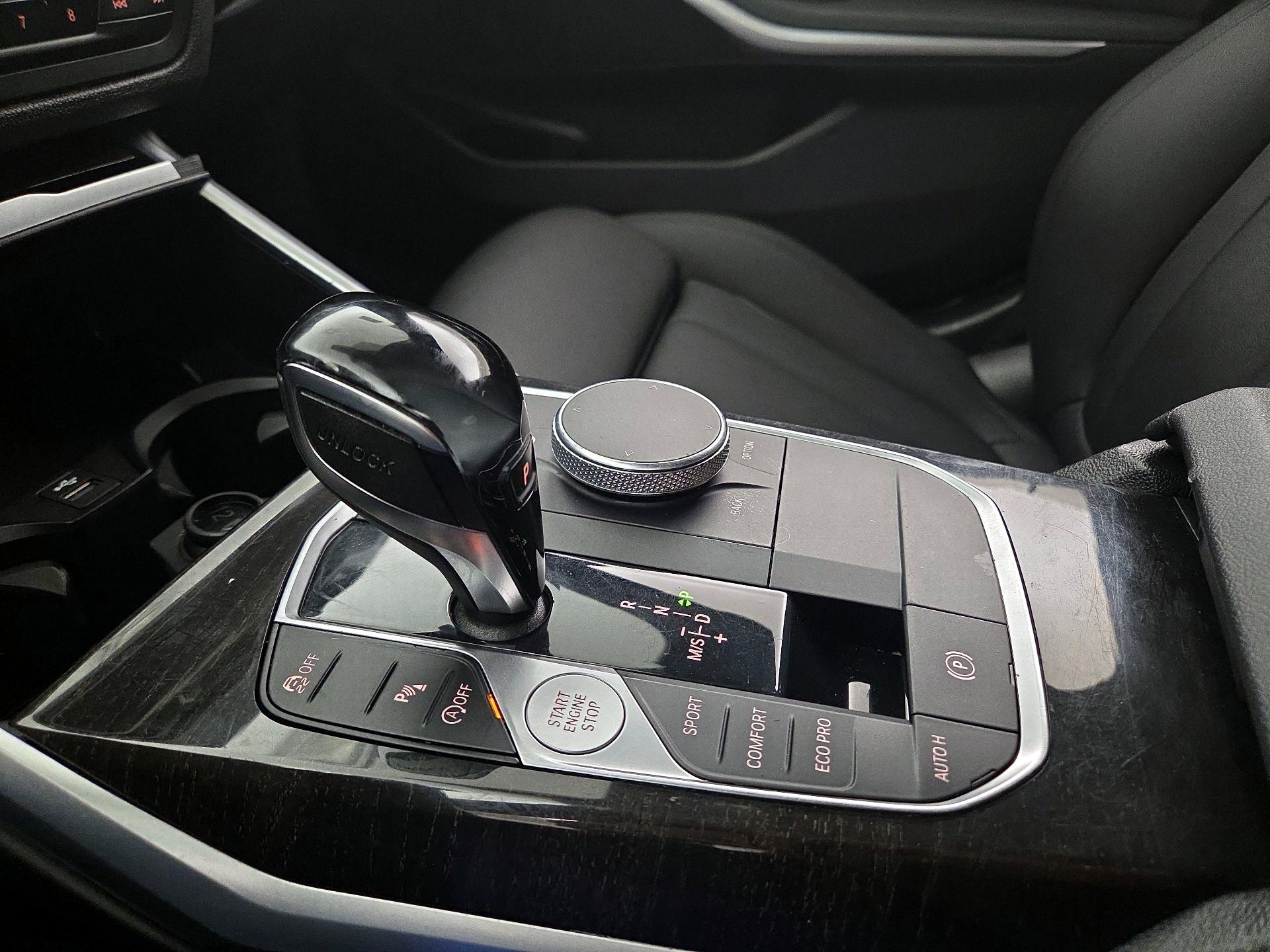 Thumbnail: 2019 BMW 3 Series - 17