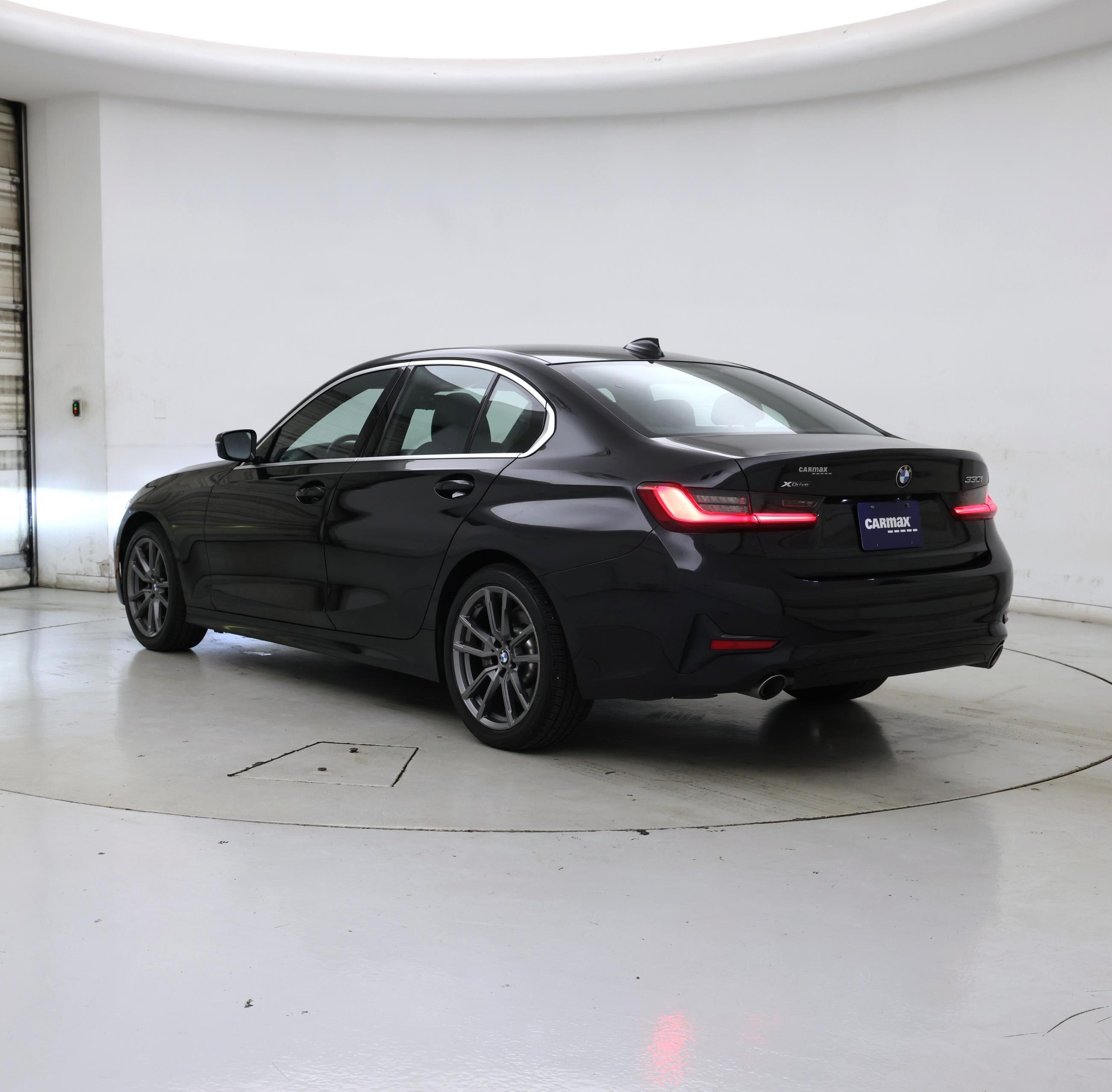 Thumbnail: 2019 BMW 3 Series - 2