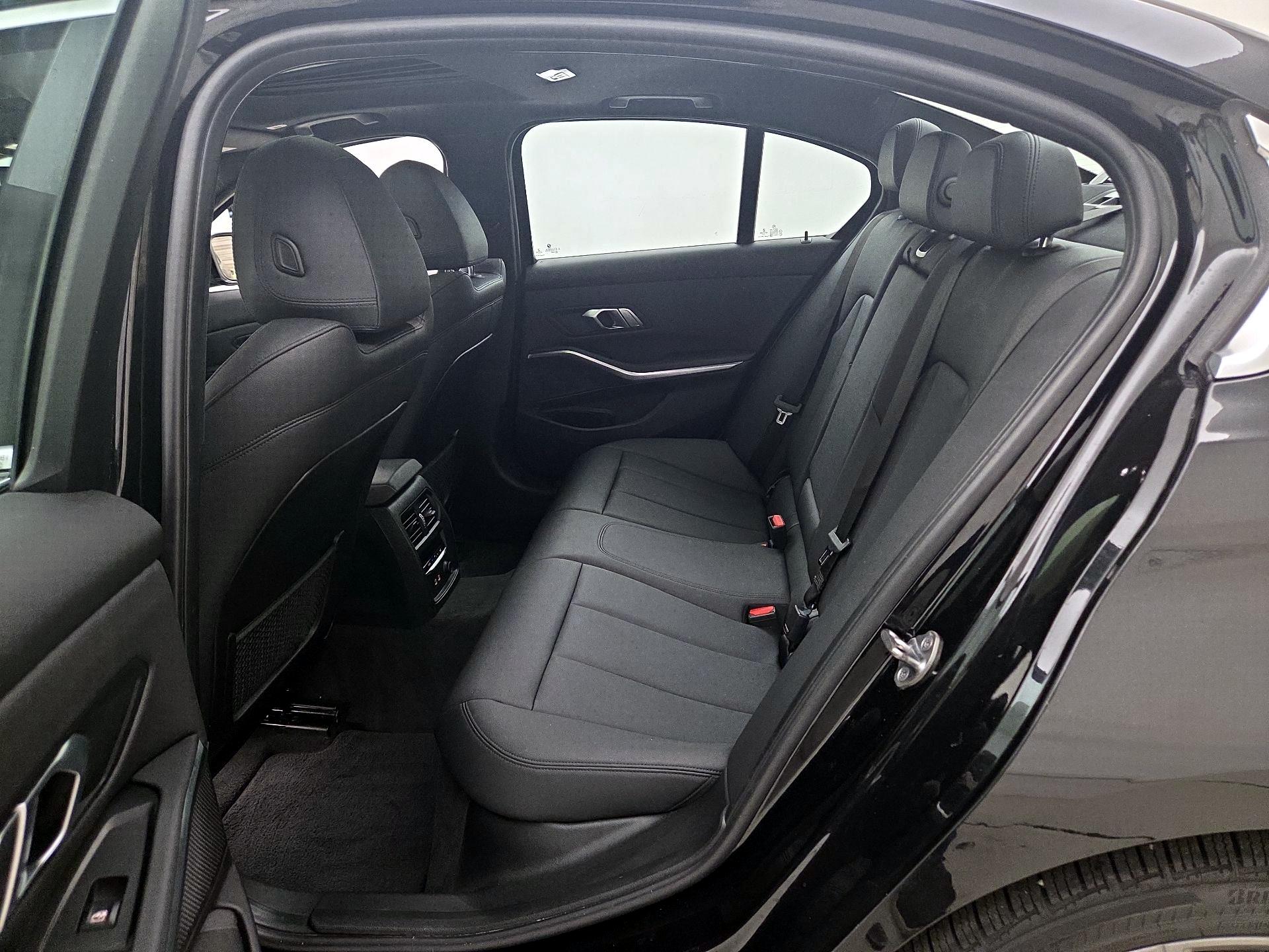 Thumbnail: 2019 BMW 3 Series - 20