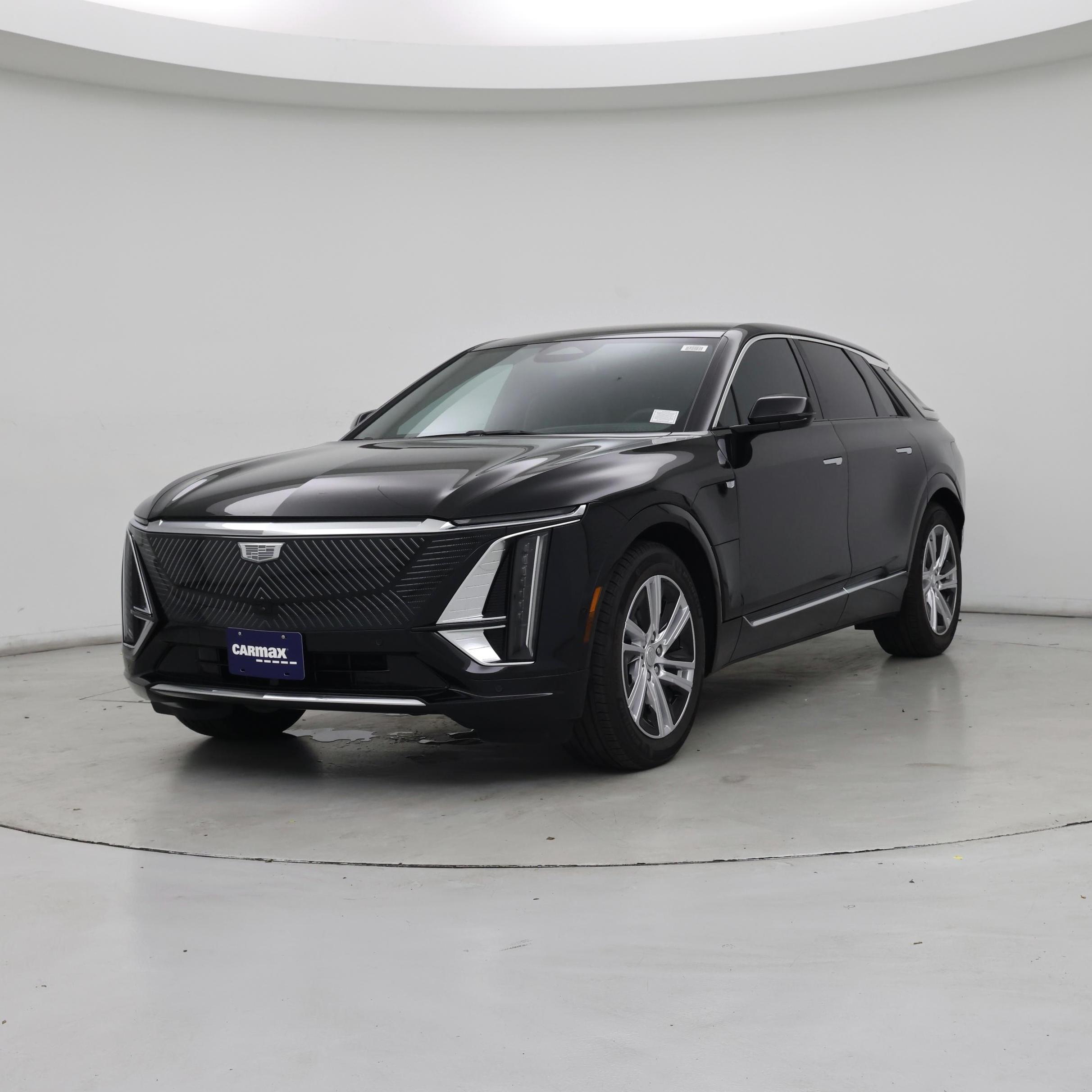 Thumbnail: 2024 Cadillac Lyriq - 4