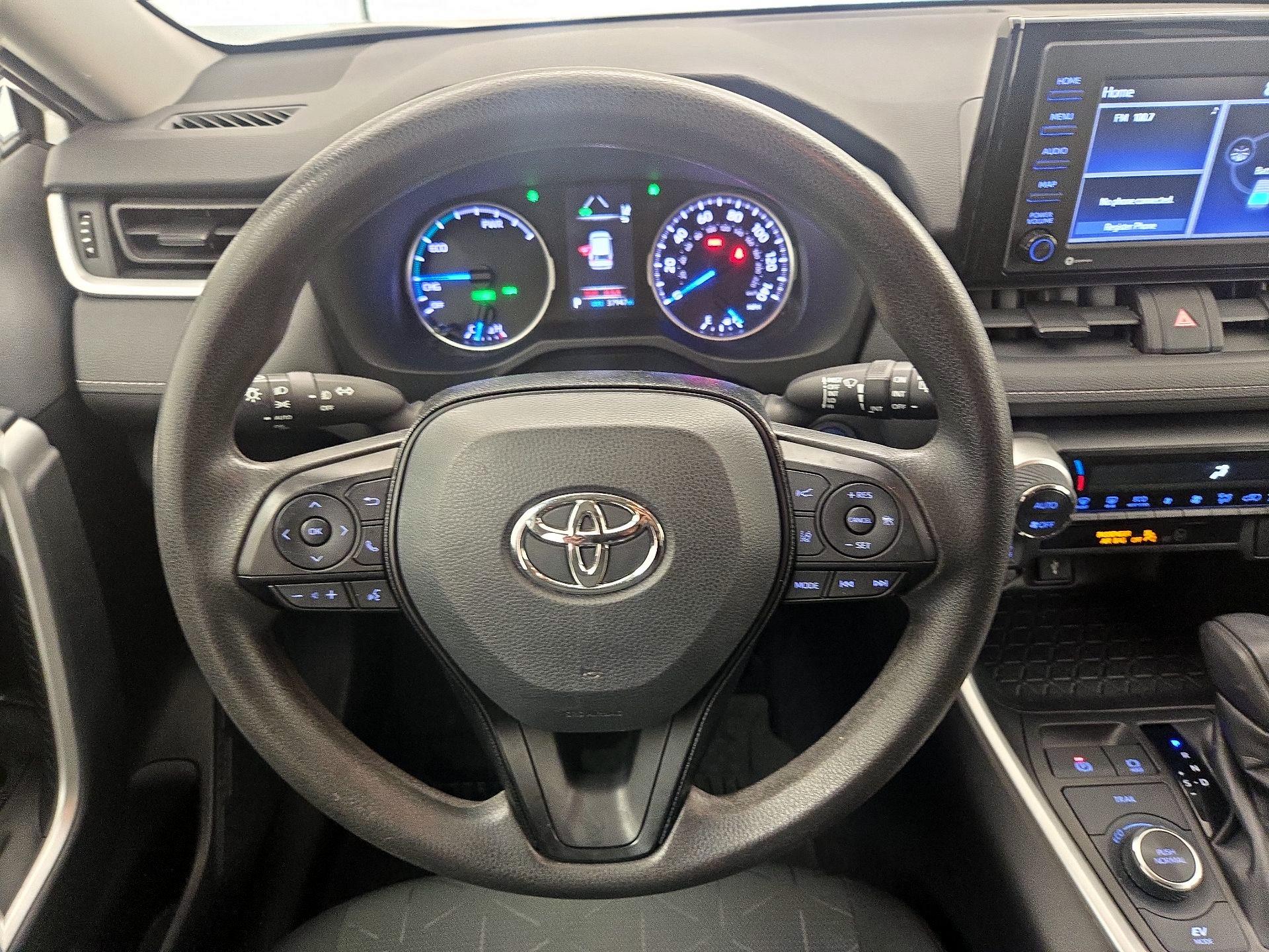 Thumbnail: 2021 Toyota RAV4 - 10
