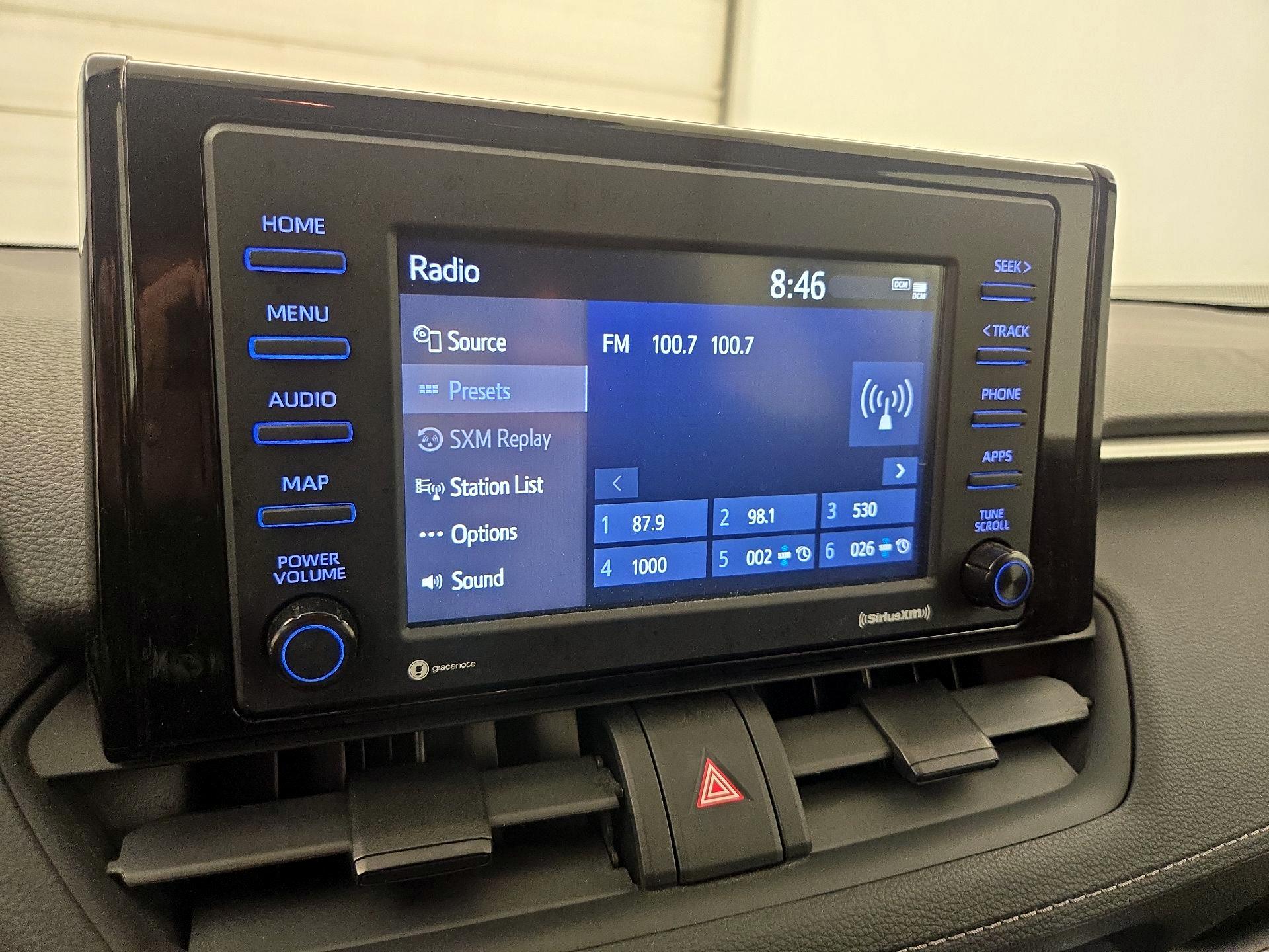 Thumbnail: 2021 Toyota RAV4 - 15