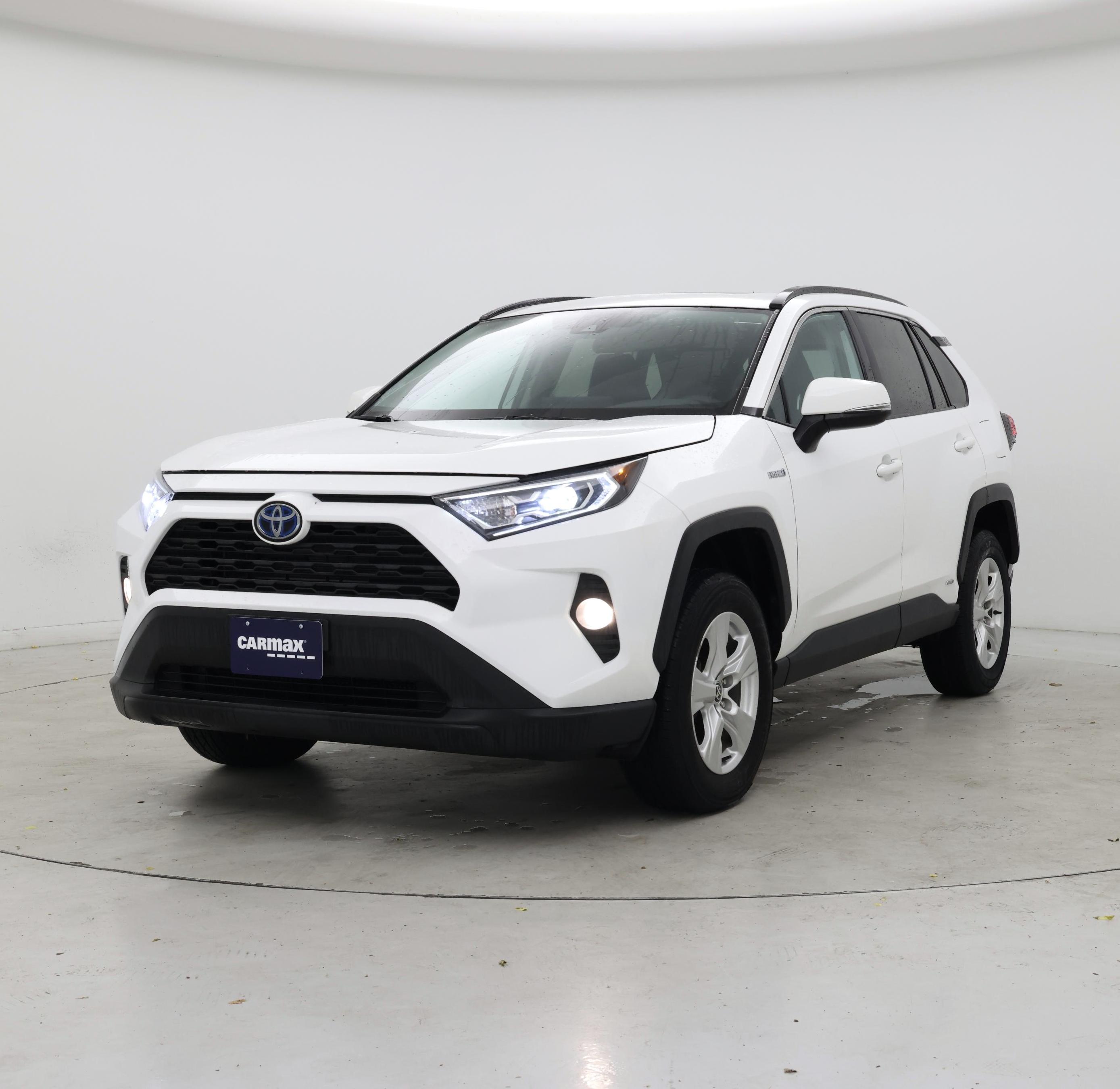 Thumbnail: 2021 Toyota RAV4 - 4