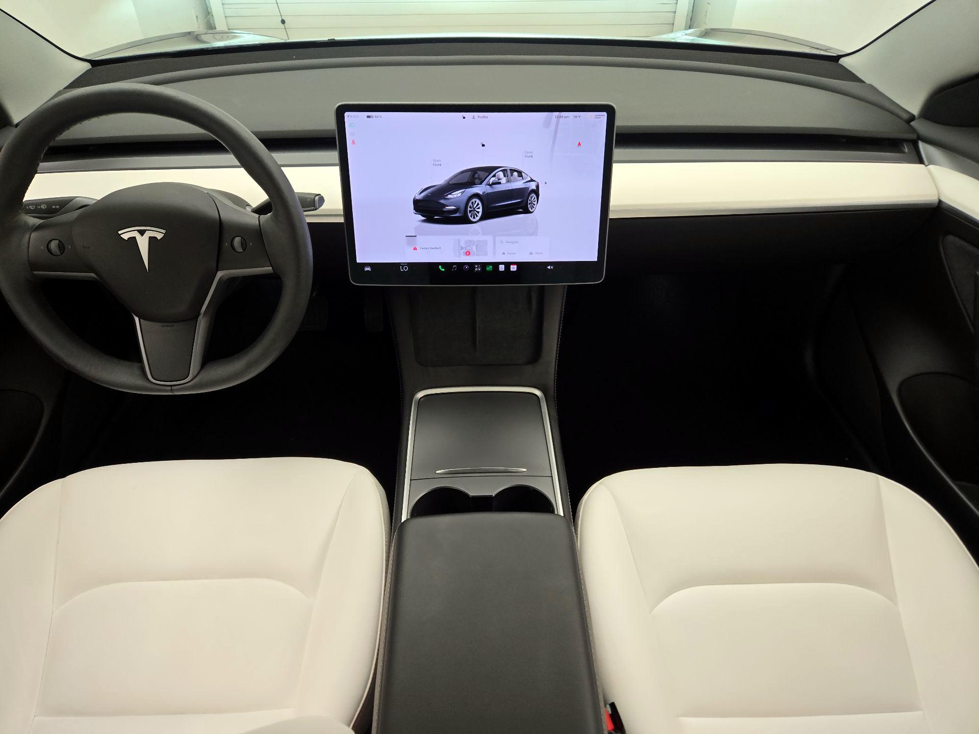 Thumbnail: 2022 Tesla Model 3 - 9