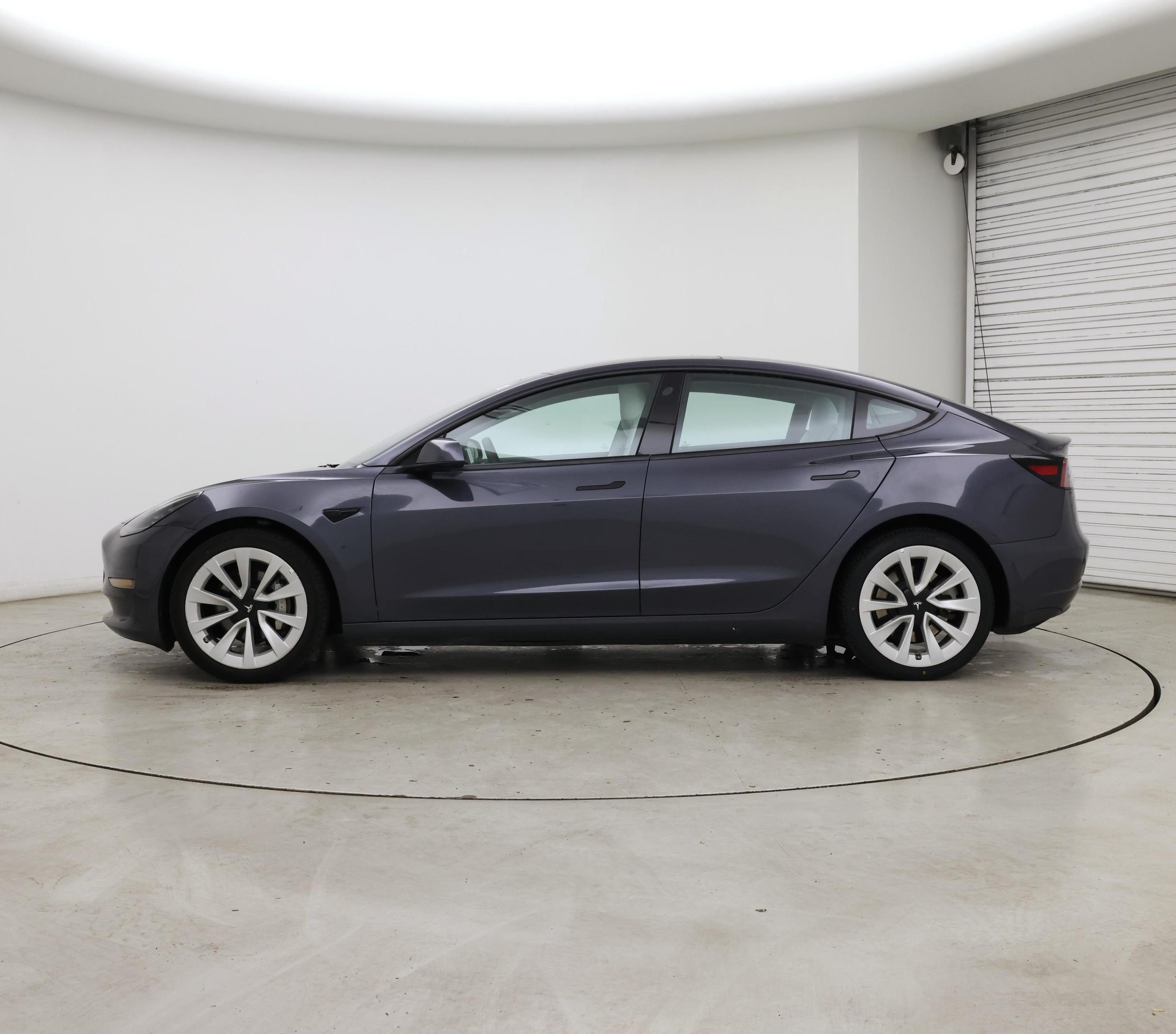 Thumbnail: 2022 Tesla Model 3 - 3
