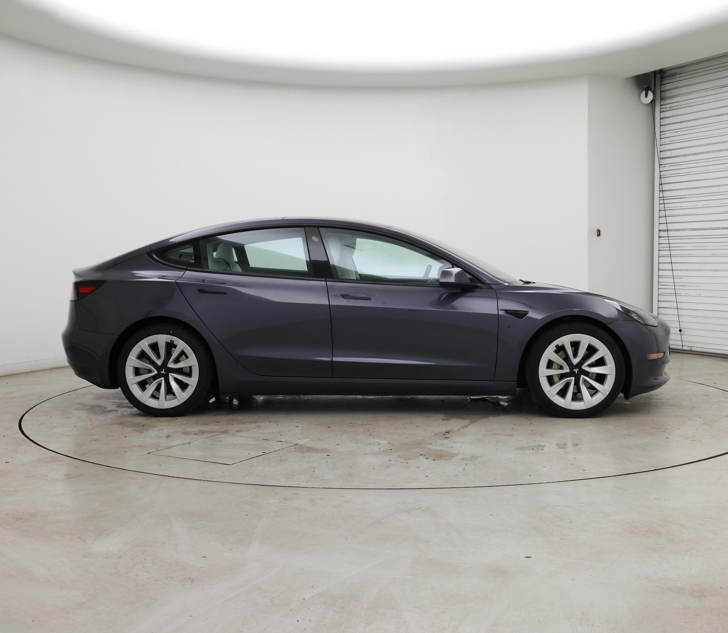 Thumbnail: 2022 Tesla Model 3 - 7