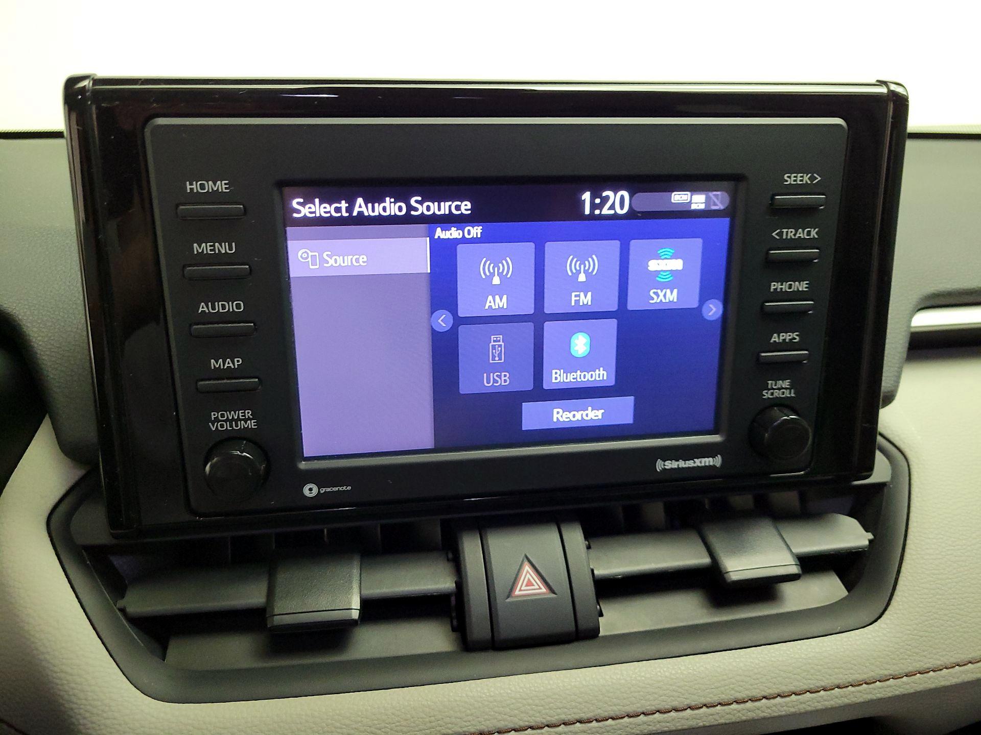 Thumbnail: 2020 Toyota RAV4 - 15