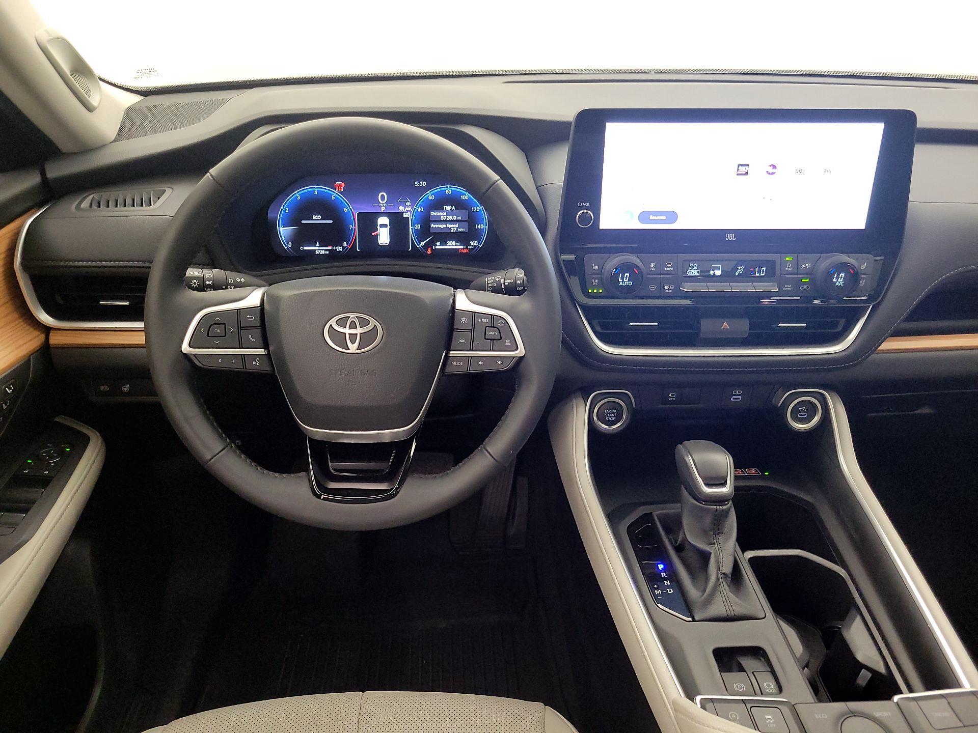 Thumbnail: 2026 Toyota Grand Highlander - 10