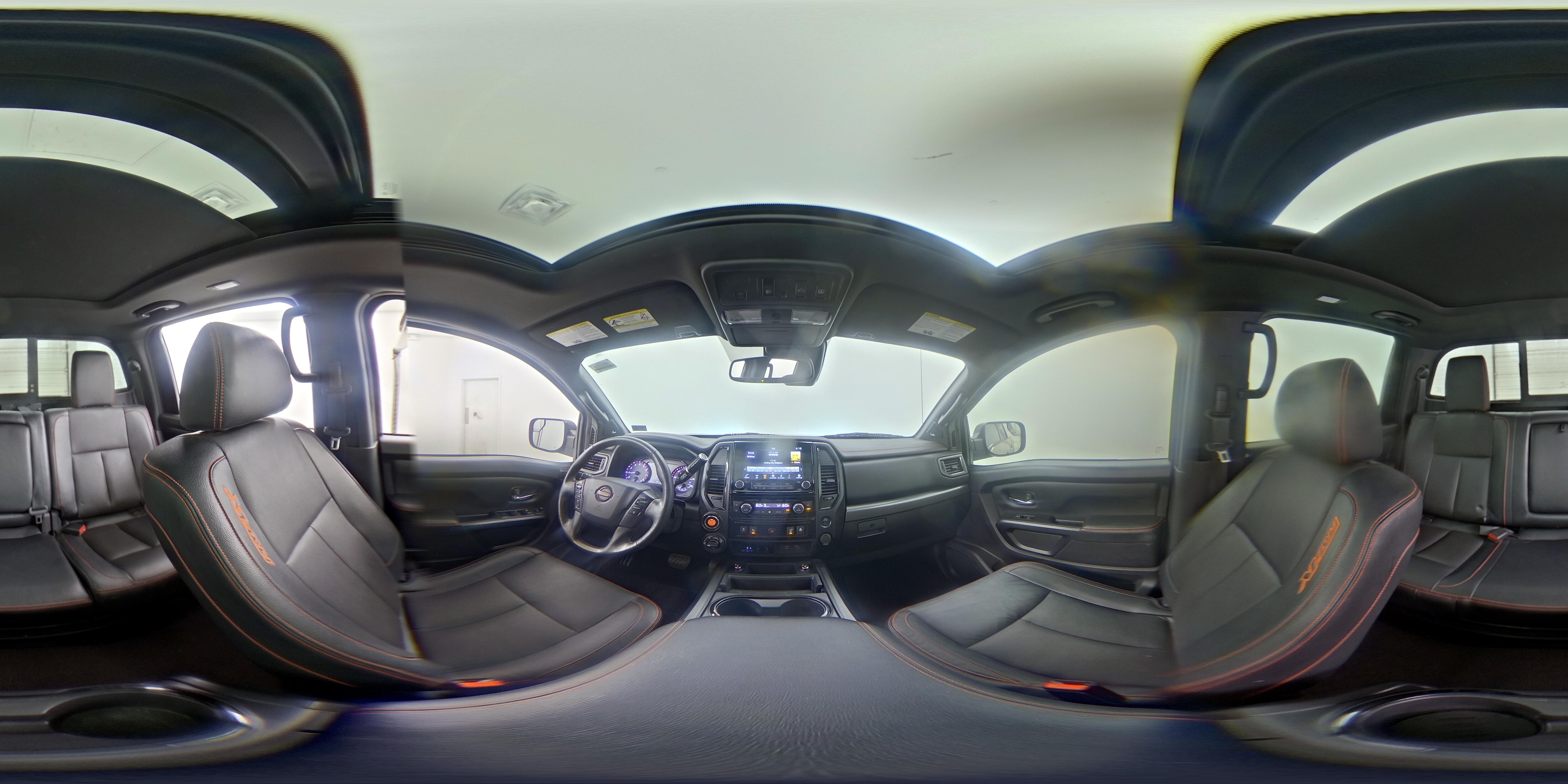 2021 Nissan Titan PRO-4X - Photo 25