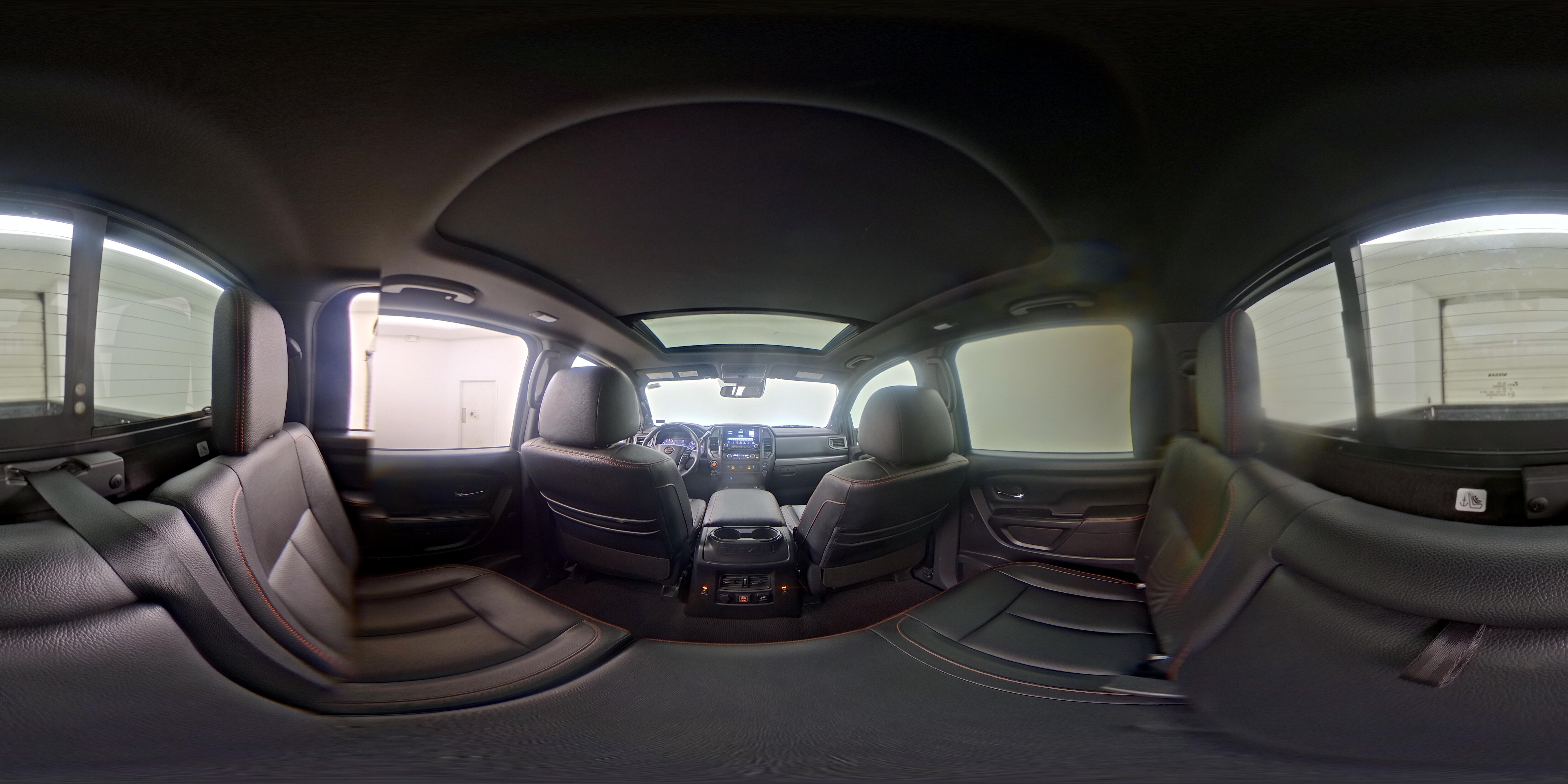 2021 Nissan Titan PRO-4X - Photo 26