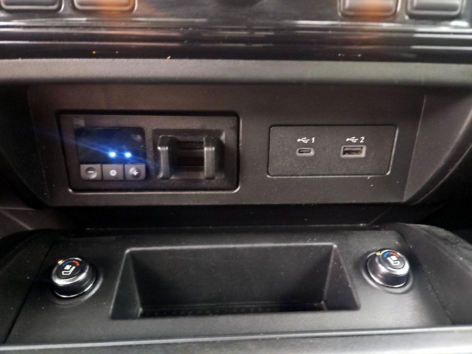 2021 Nissan Titan PRO-4X - Photo 19