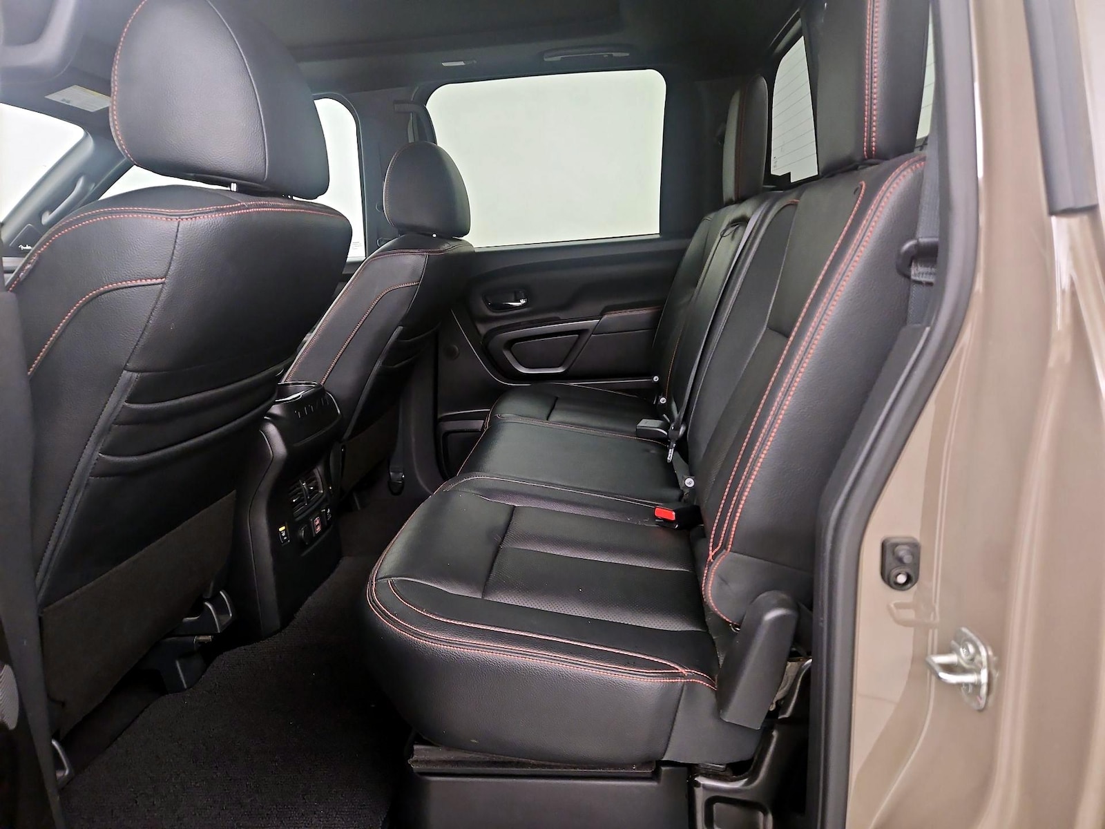 2021 Nissan Titan PRO-4X - Photo 21
