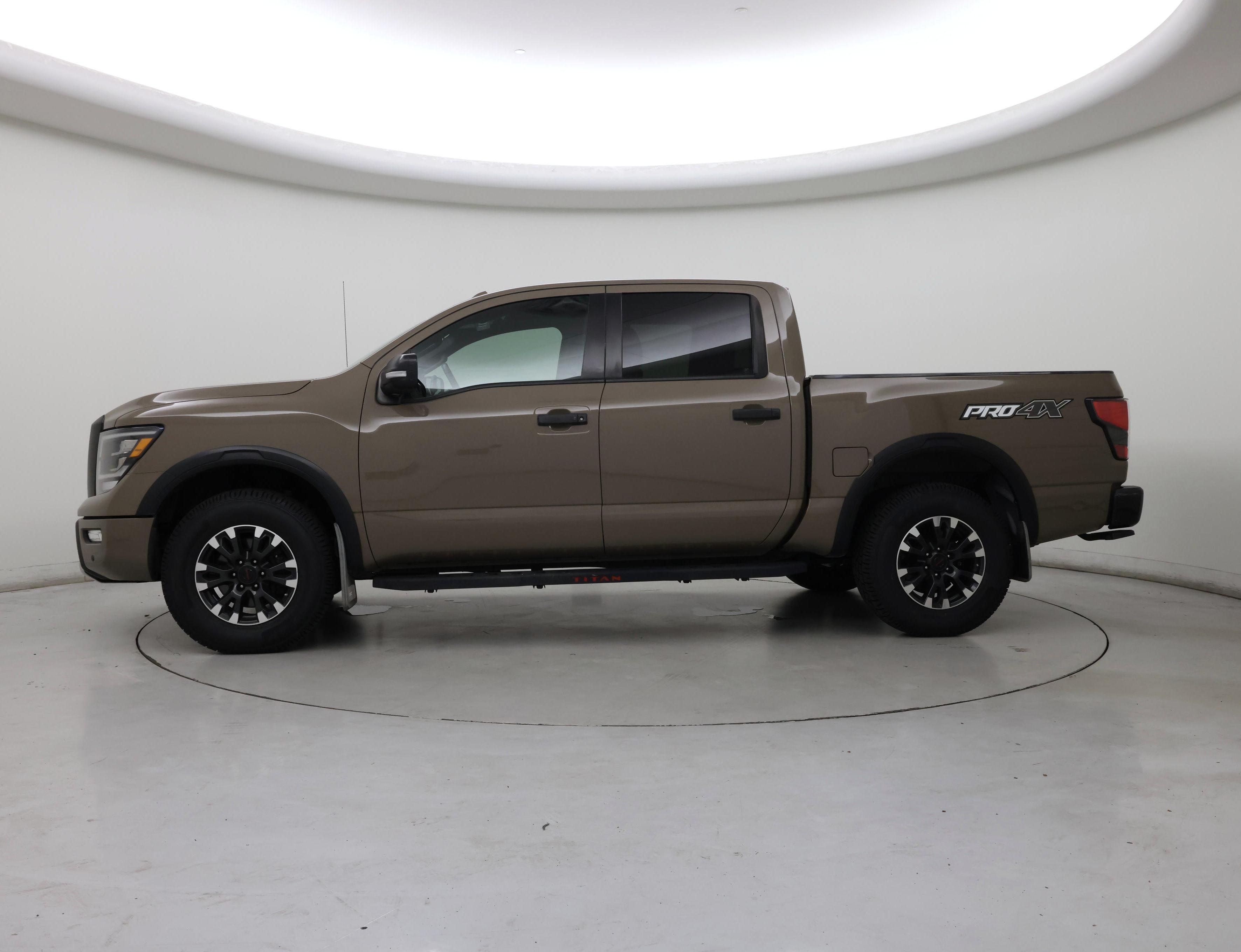 Thumbnail: 2021 Nissan Titan - 3