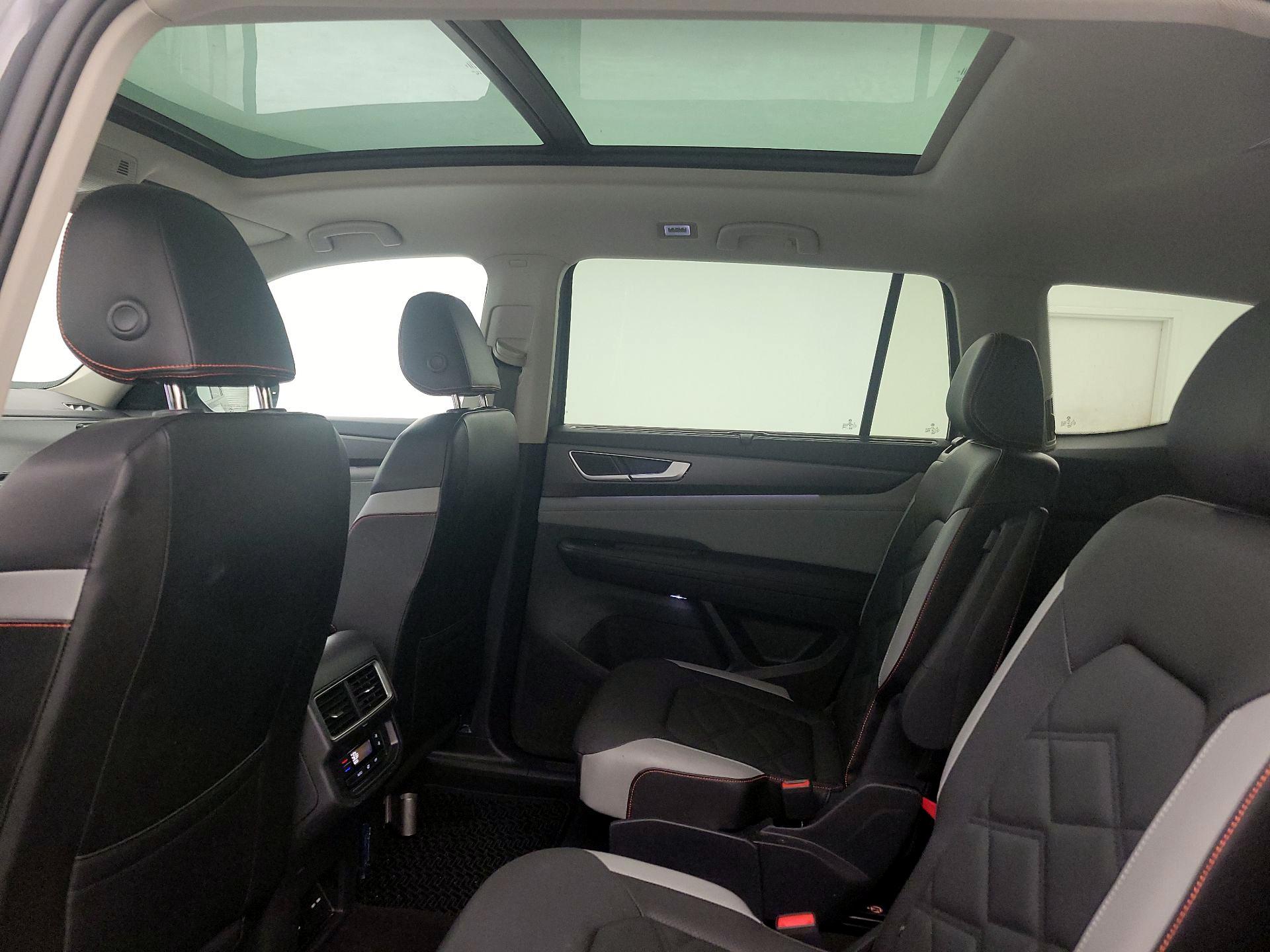 Thumbnail: 2025 Volkswagen Atlas - 19