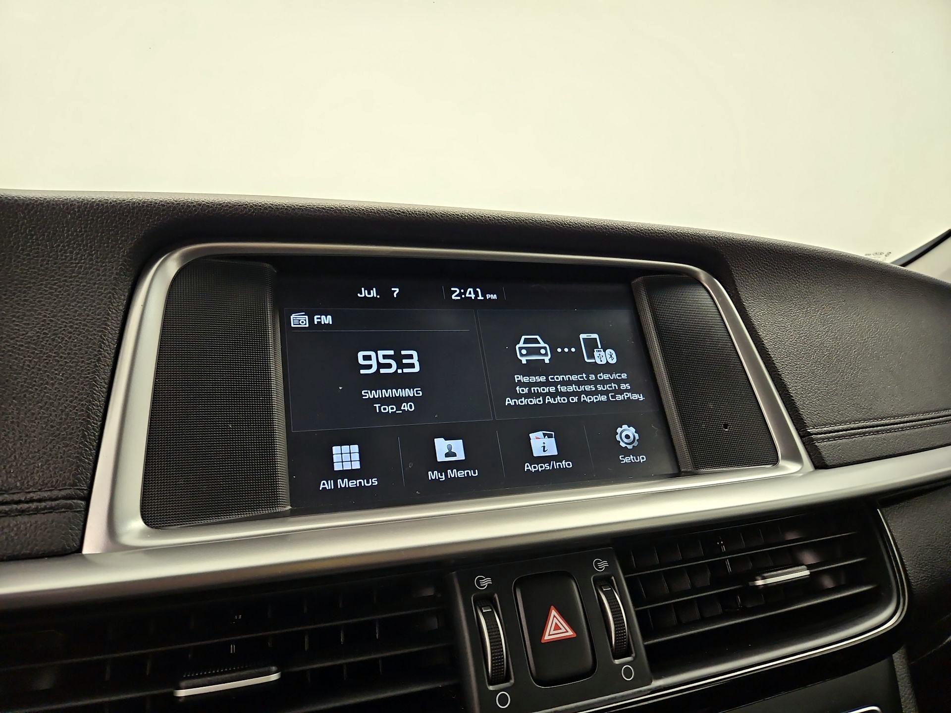 Thumbnail: 2020 Kia Optima - 13