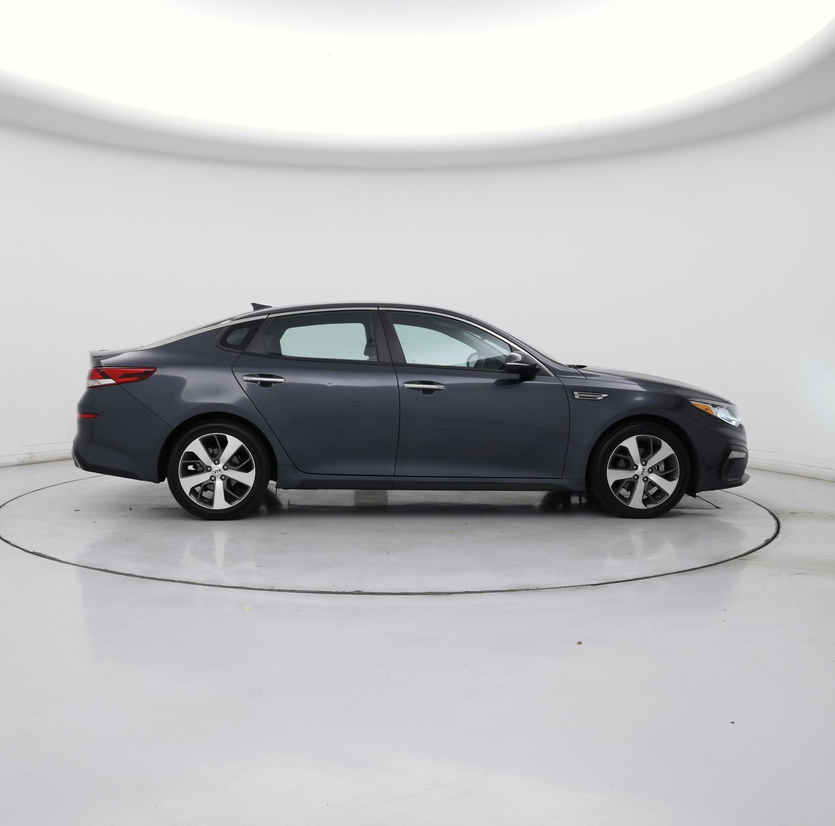 Thumbnail: 2020 Kia Optima - 7