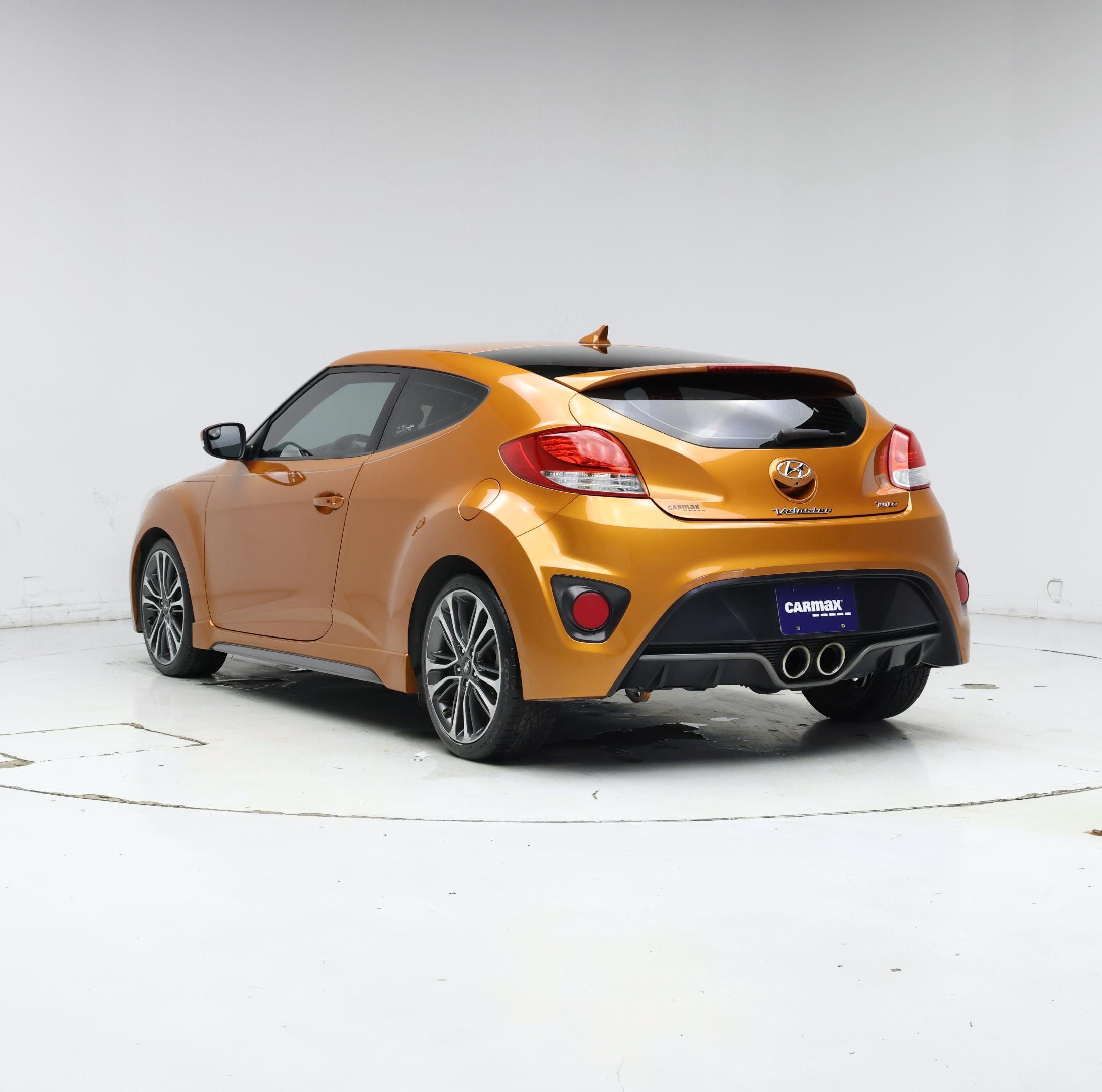 Thumbnail: 2016 Hyundai Veloster - 2