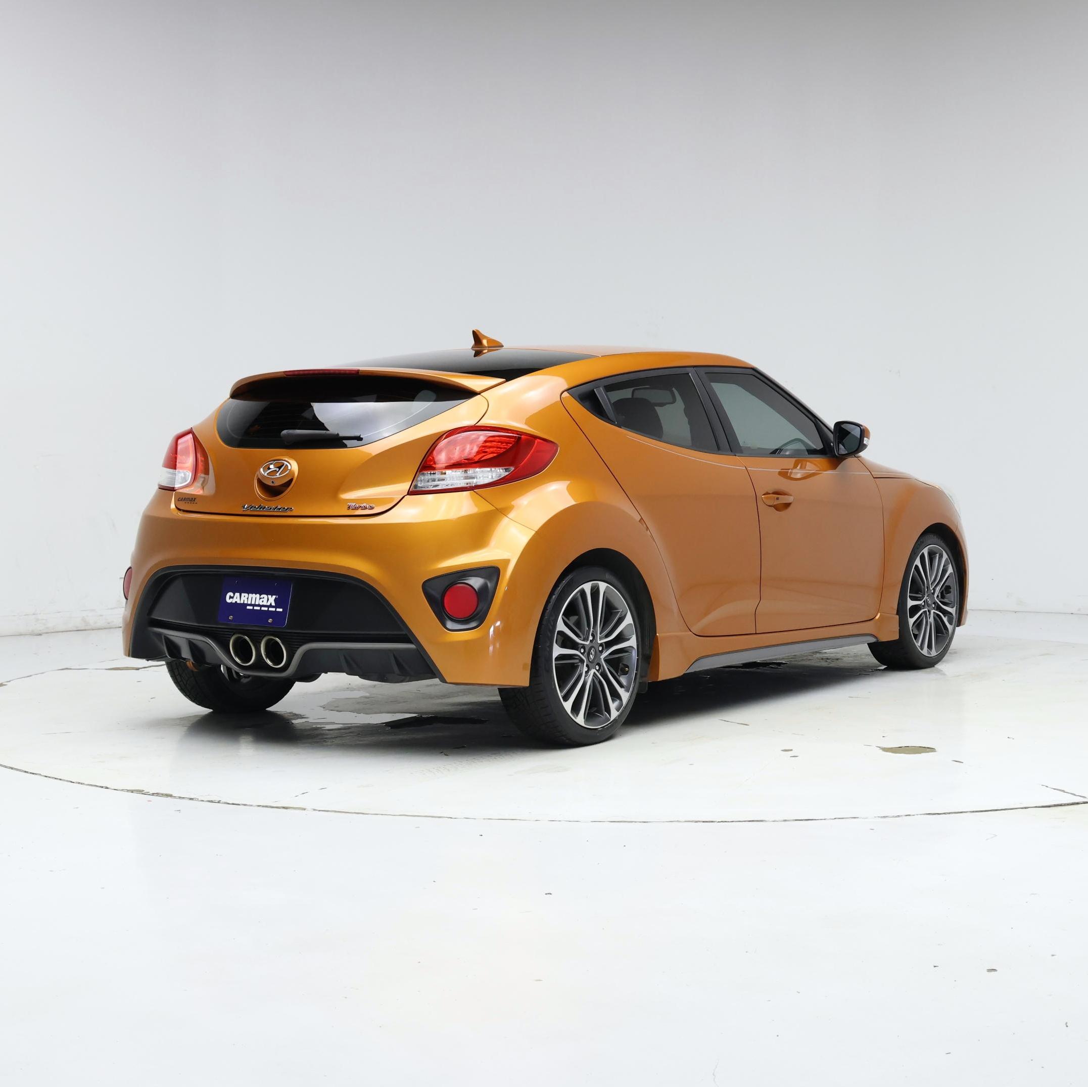 Thumbnail: 2016 Hyundai Veloster - 8