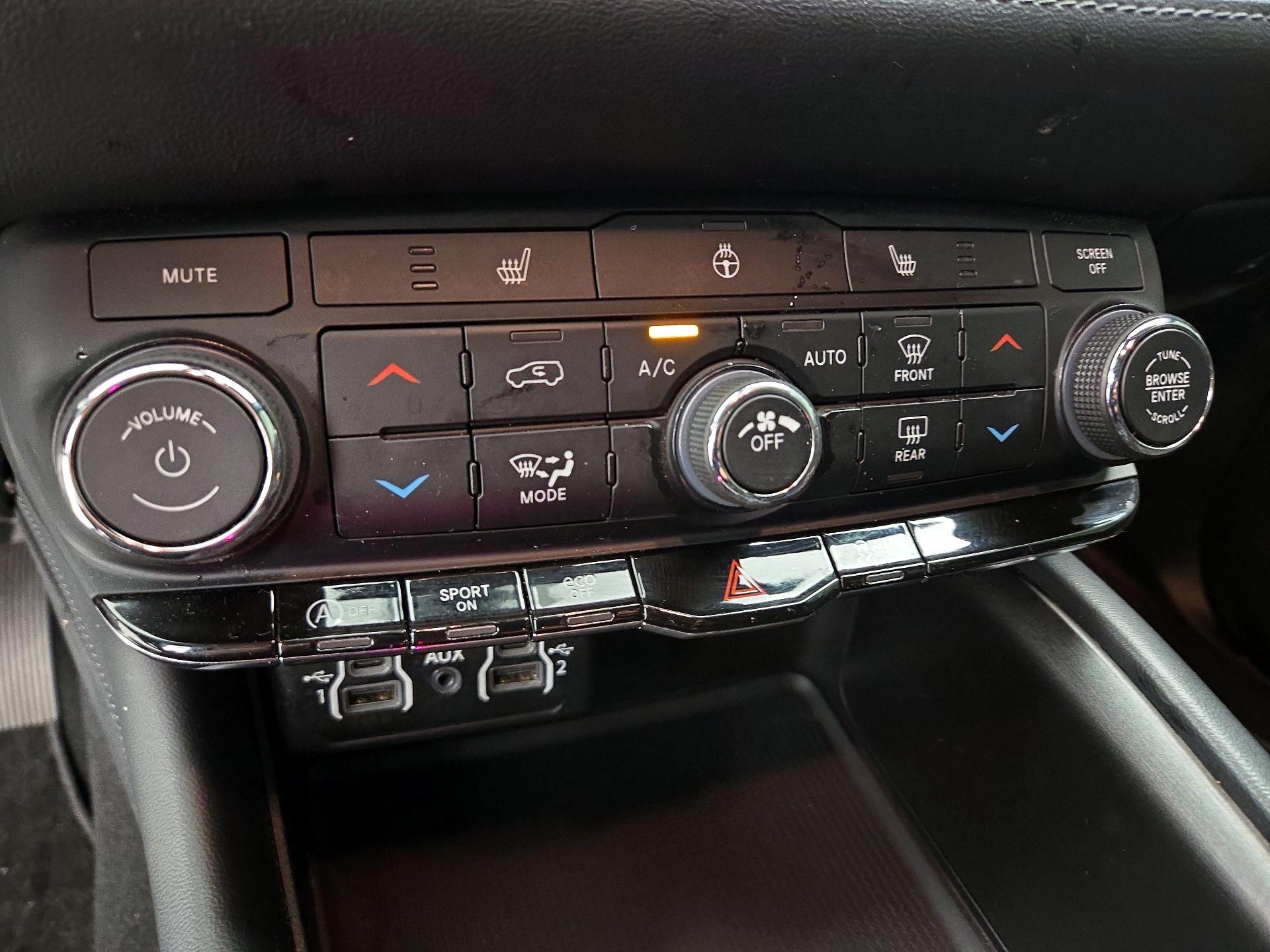 Thumbnail: 2023 Dodge Durango - 16