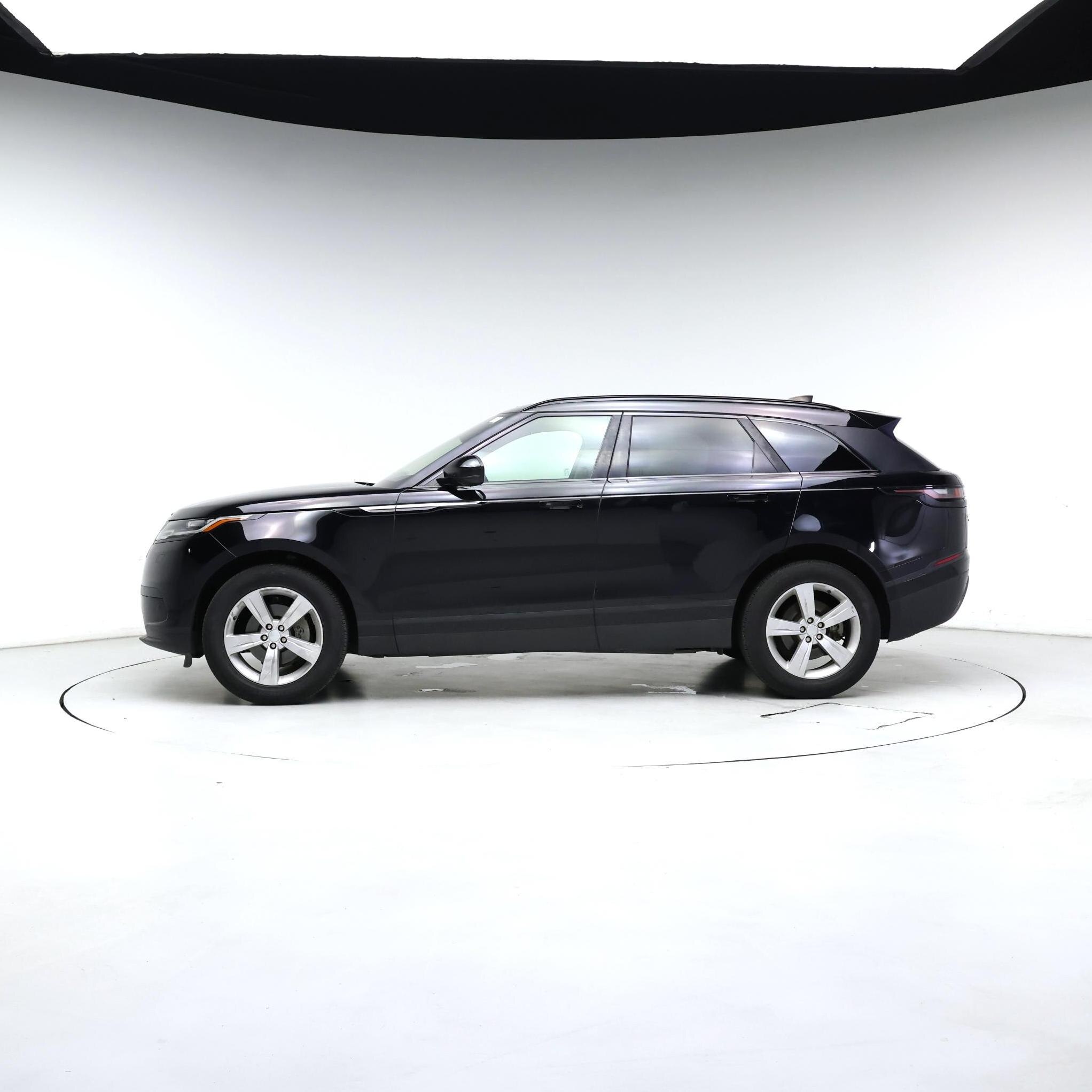 Thumbnail: 2020 Land Rover Range Rover Velar - 3