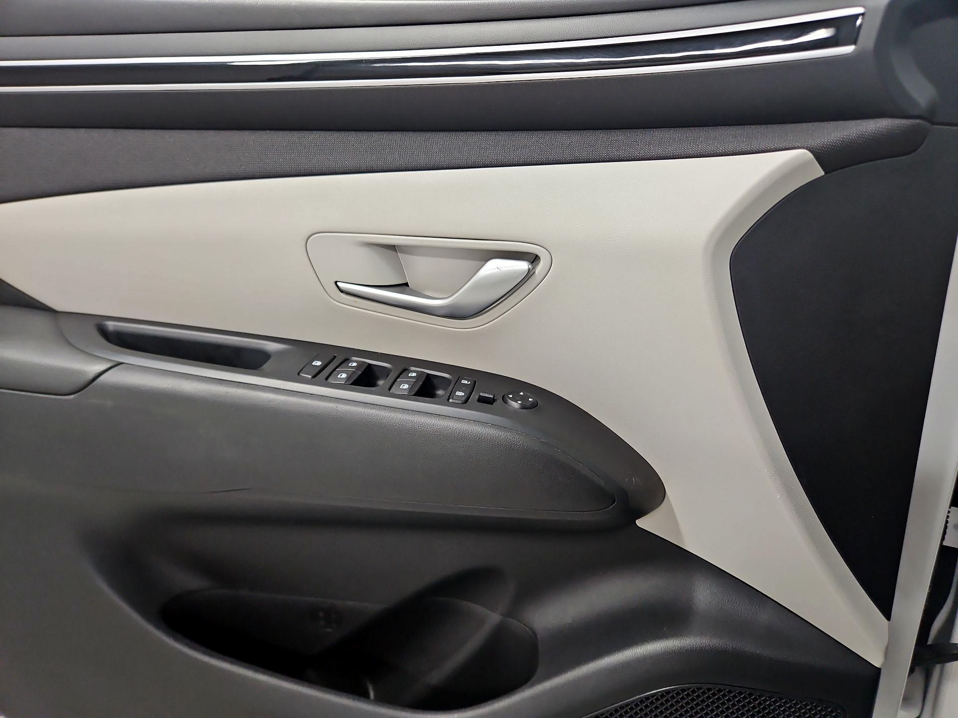 Thumbnail: 2023 Hyundai Tucson - 12