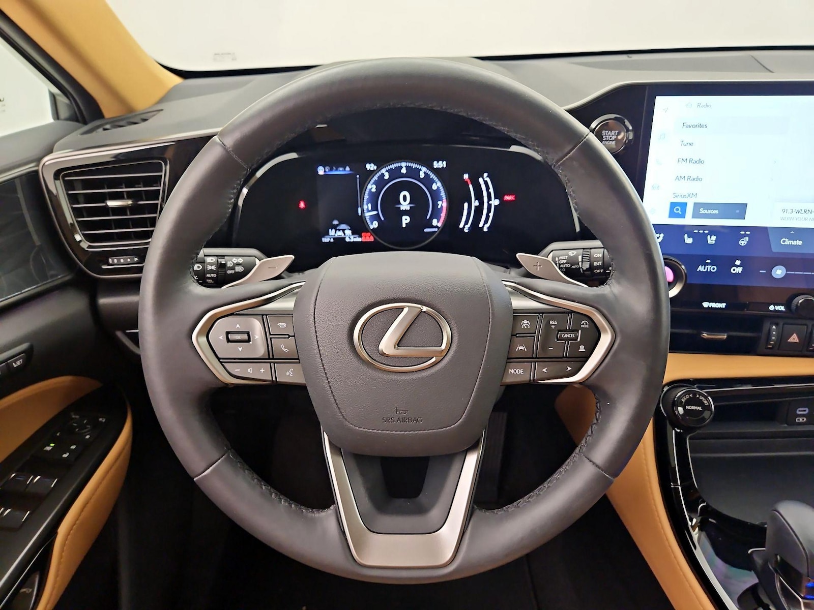 2024 Lexus NX 250 - Photo 11