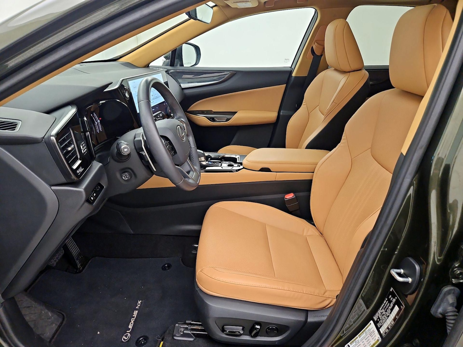 2024 Lexus NX 250 - Photo 12