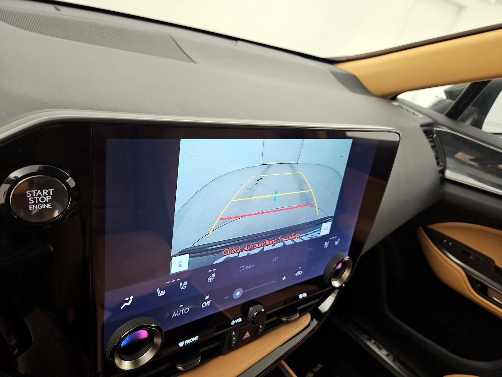 2024 Lexus NX 250 - Photo 15