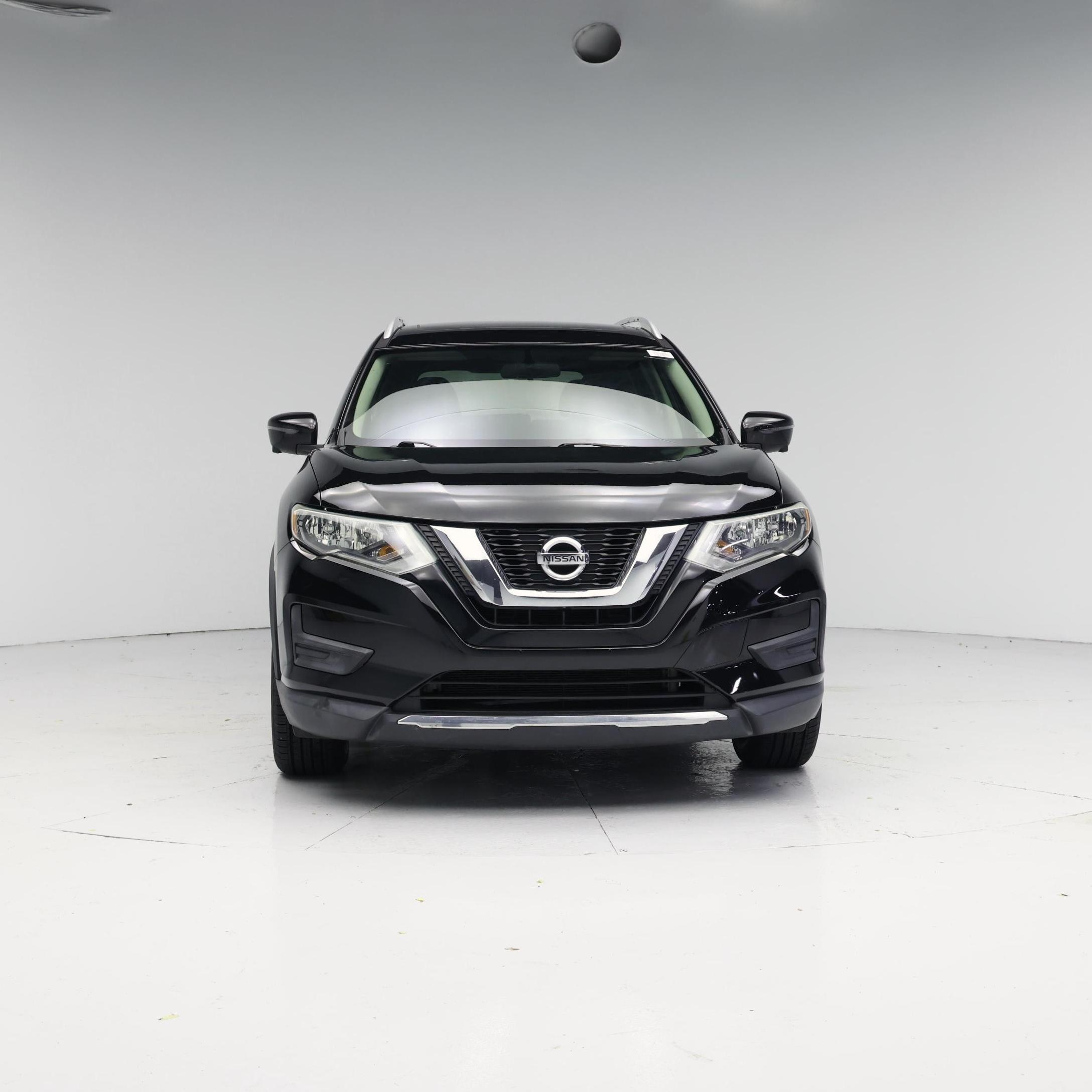Thumbnail: 2017 Nissan Rogue - 5