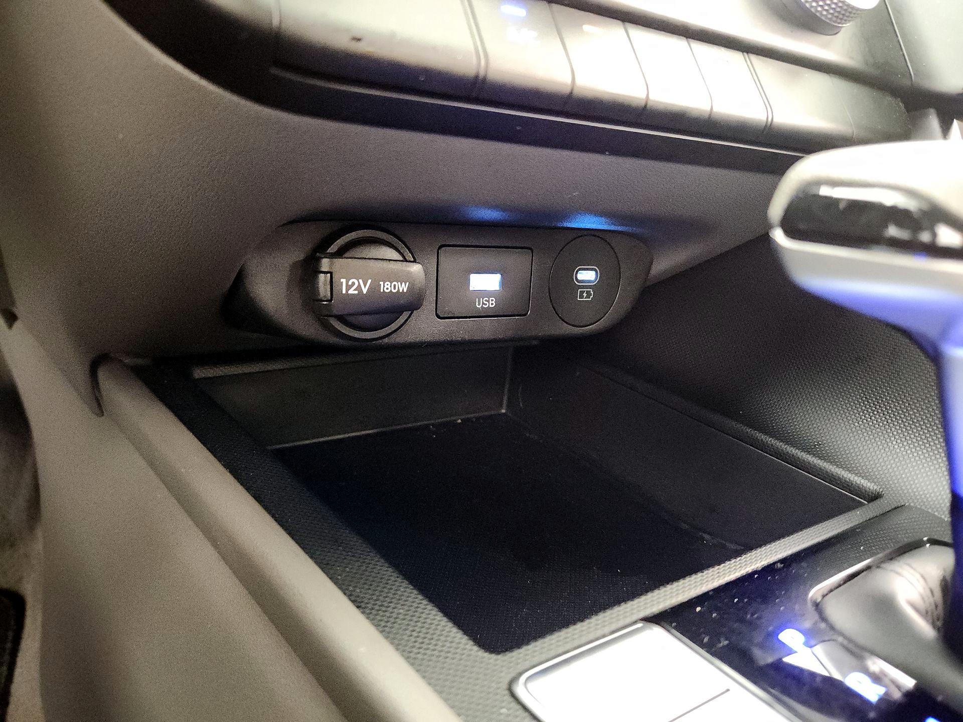 Thumbnail: 2024 Hyundai Elantra - 18