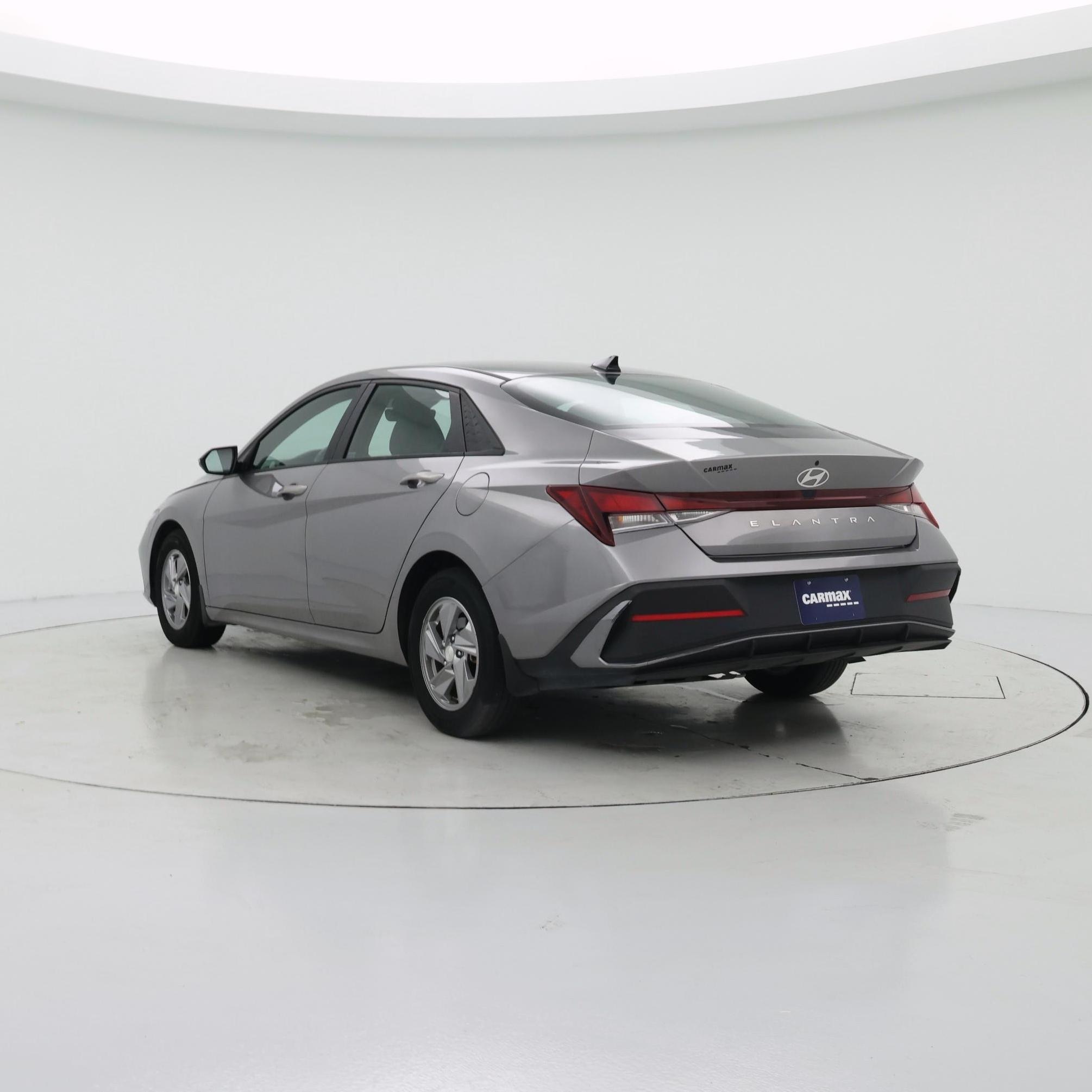 Thumbnail: 2024 Hyundai Elantra - 2
