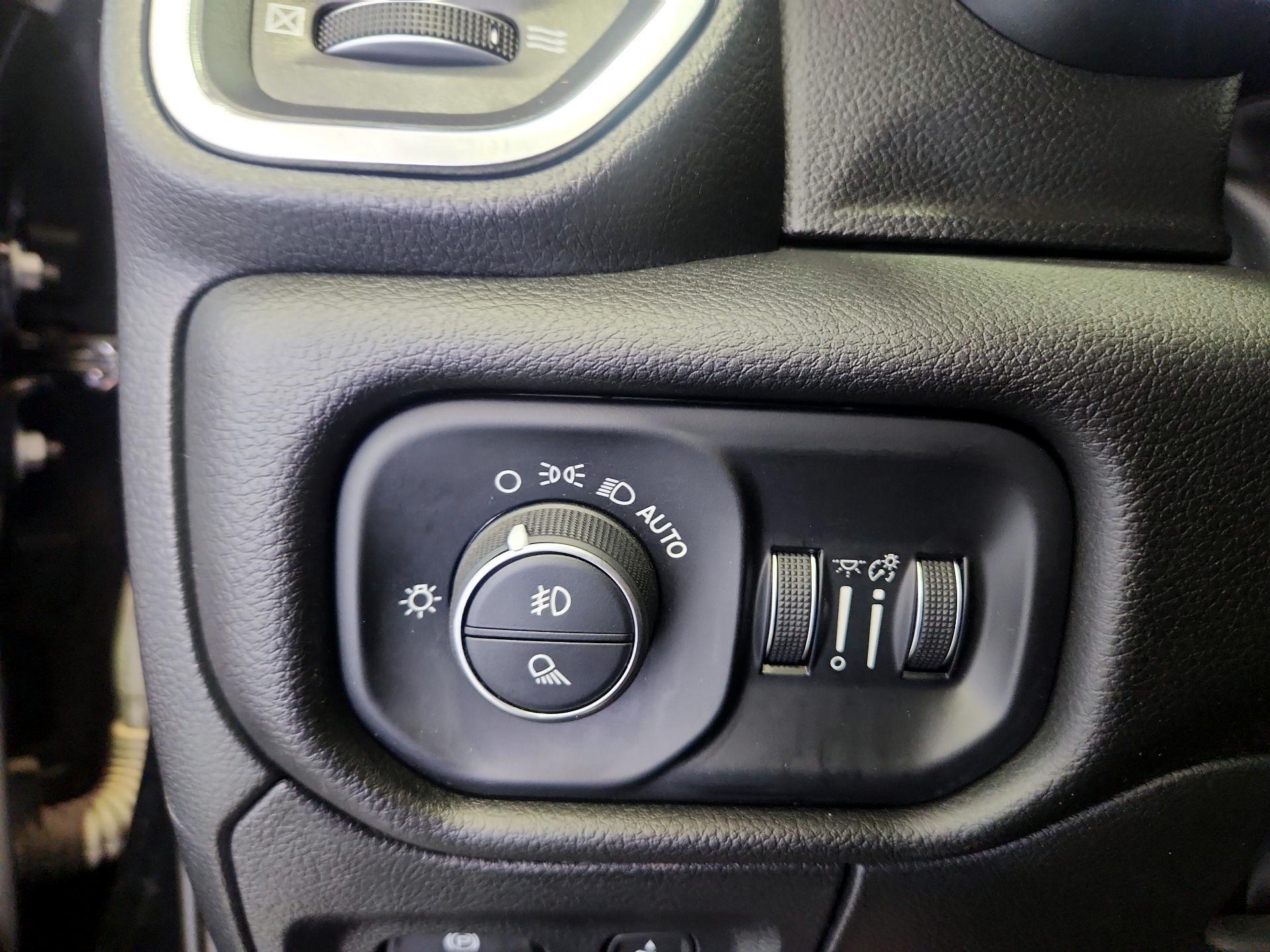 Thumbnail: 2024 RAM 1500 - 13