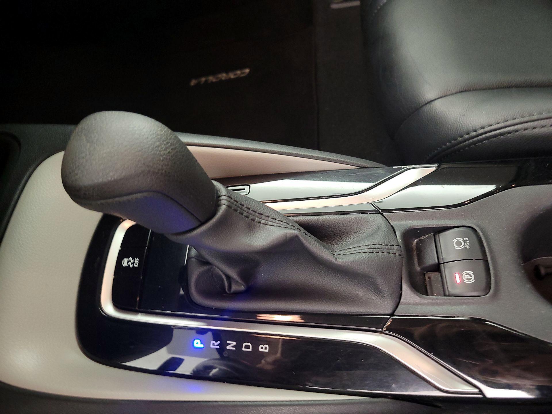 Thumbnail: 2020 Toyota Corolla - 17