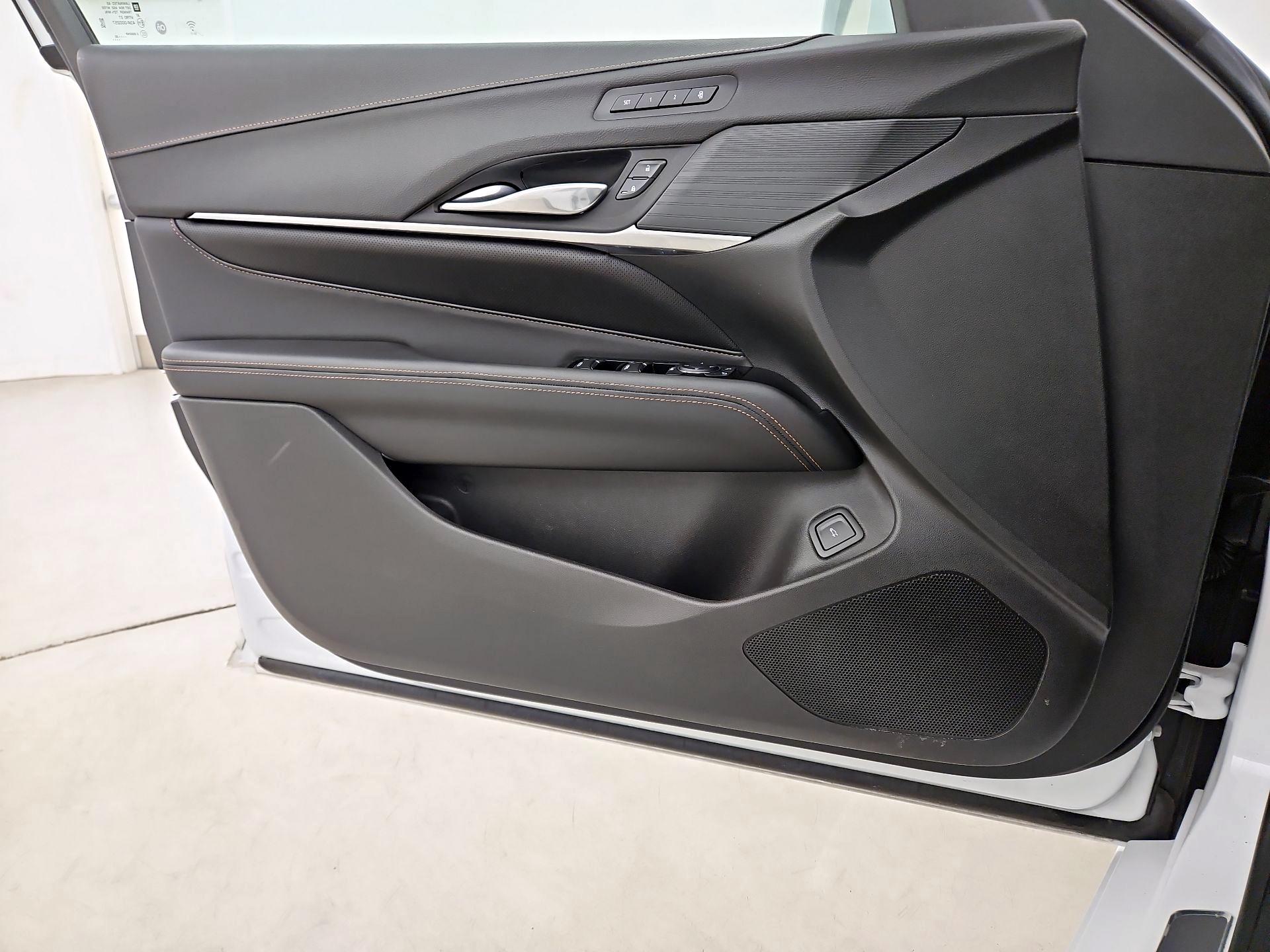 Thumbnail: 2020 Cadillac CT4 - 12