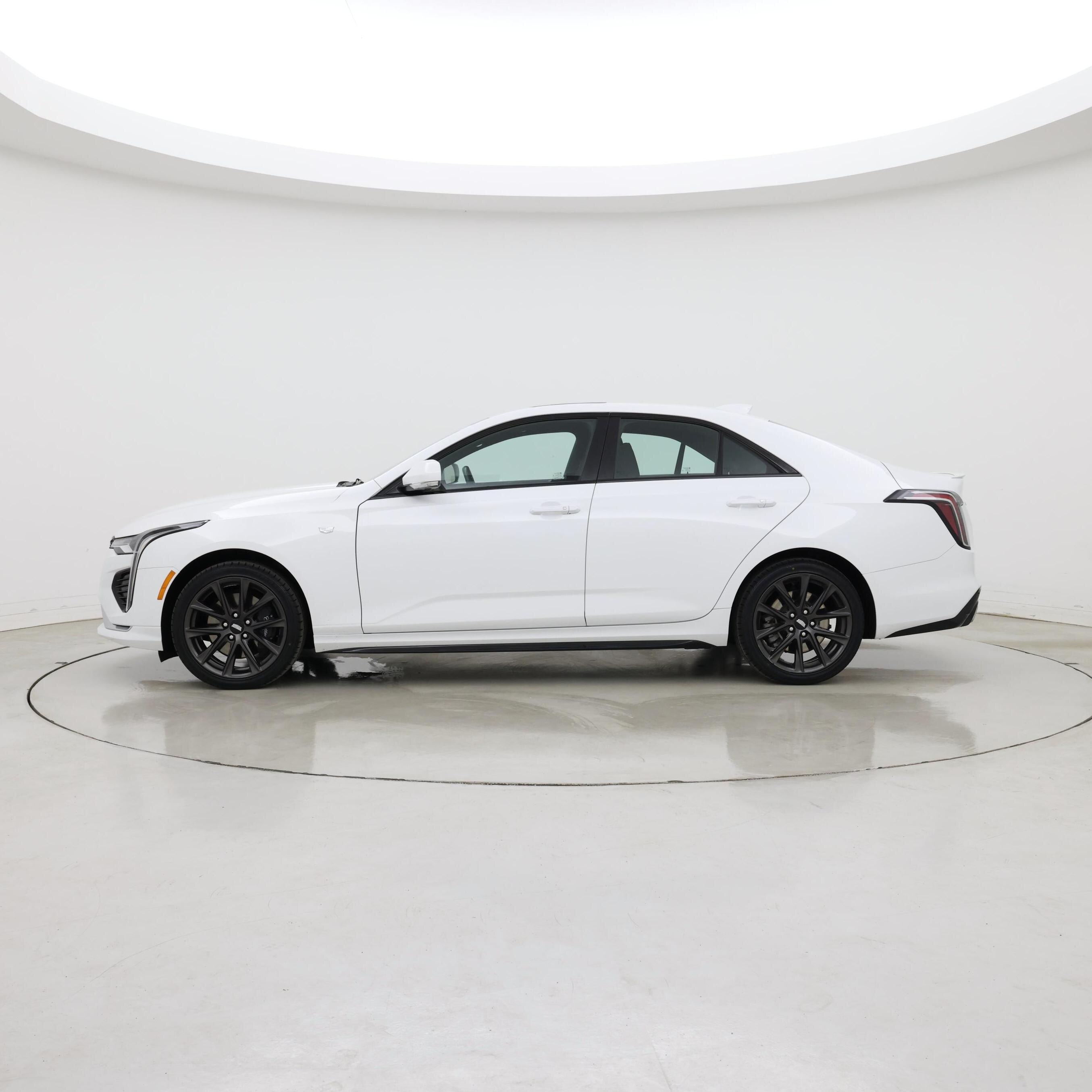Thumbnail: 2020 Cadillac CT4 - 3