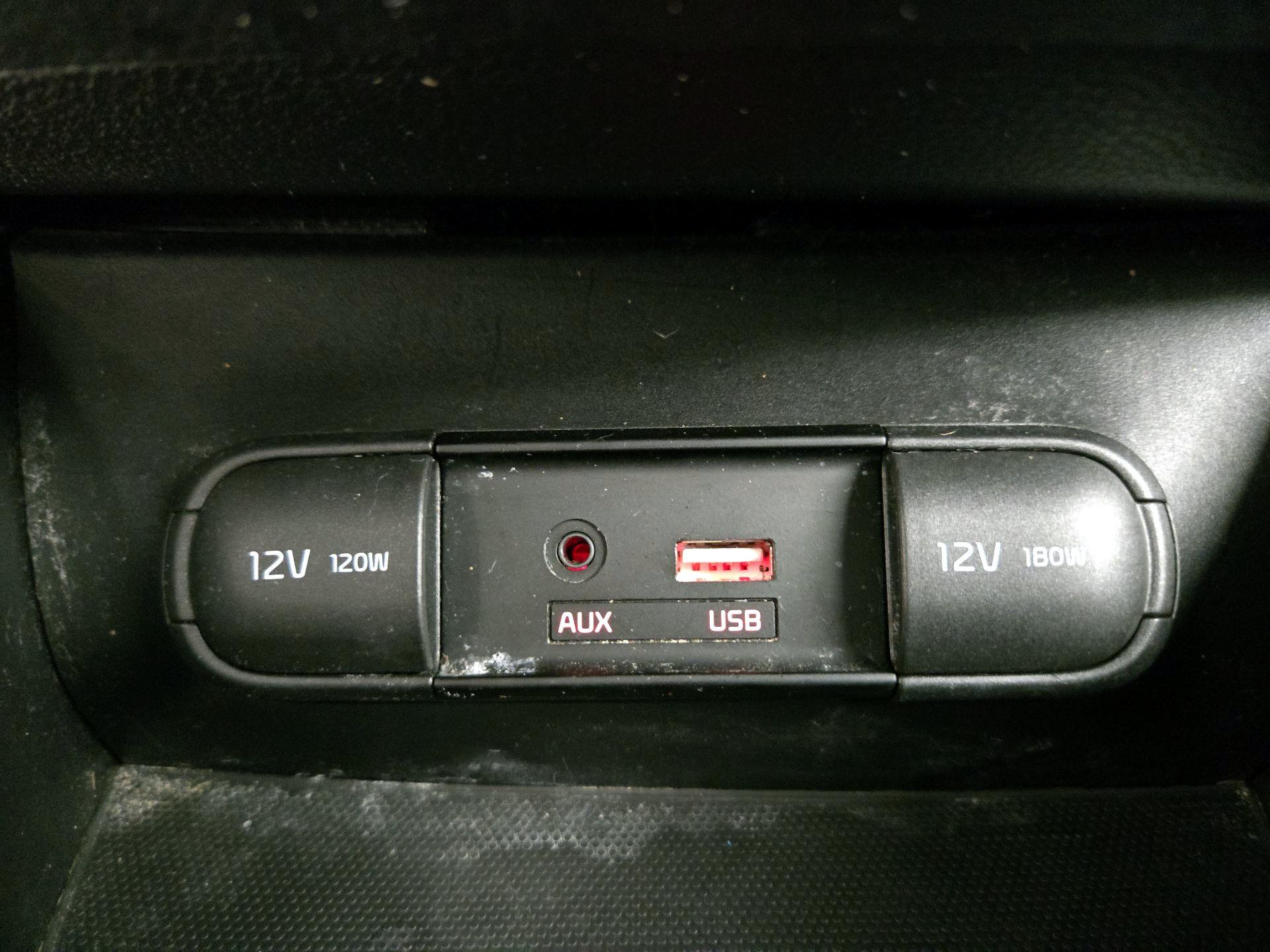 Thumbnail: 2016 Kia Soul - 17