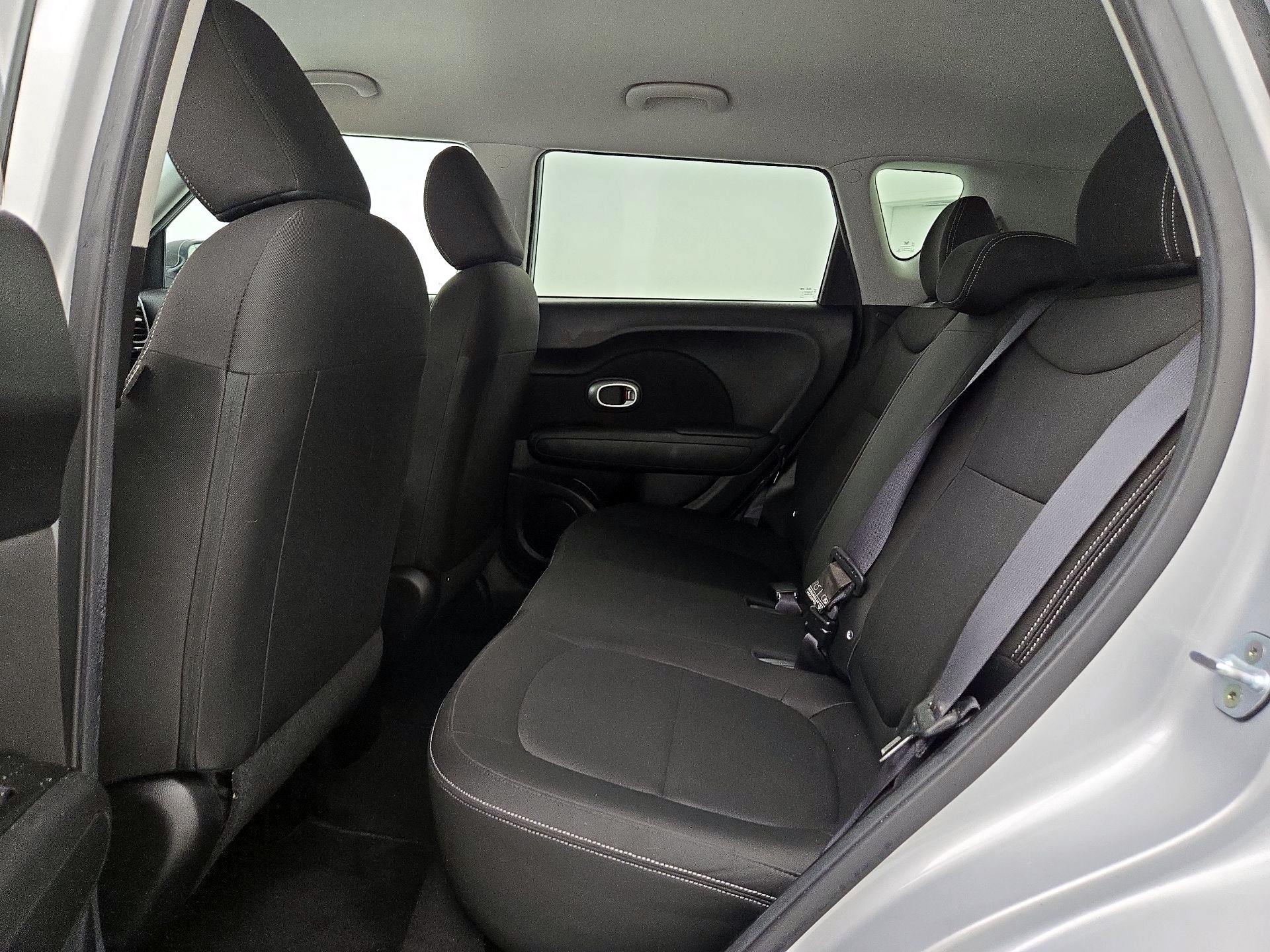 Thumbnail: 2016 Kia Soul - 18