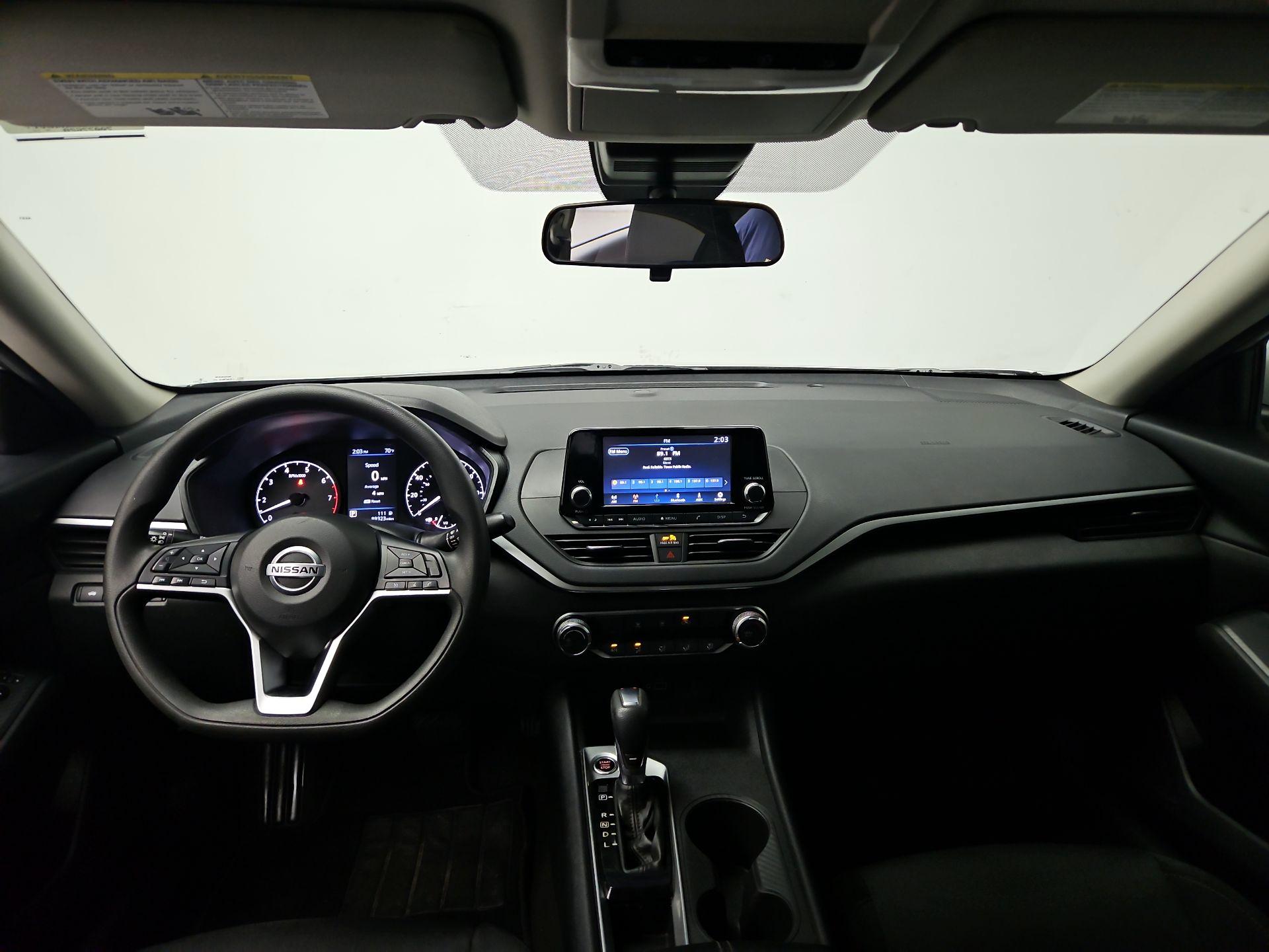 Thumbnail: 2022 Nissan Altima - 9