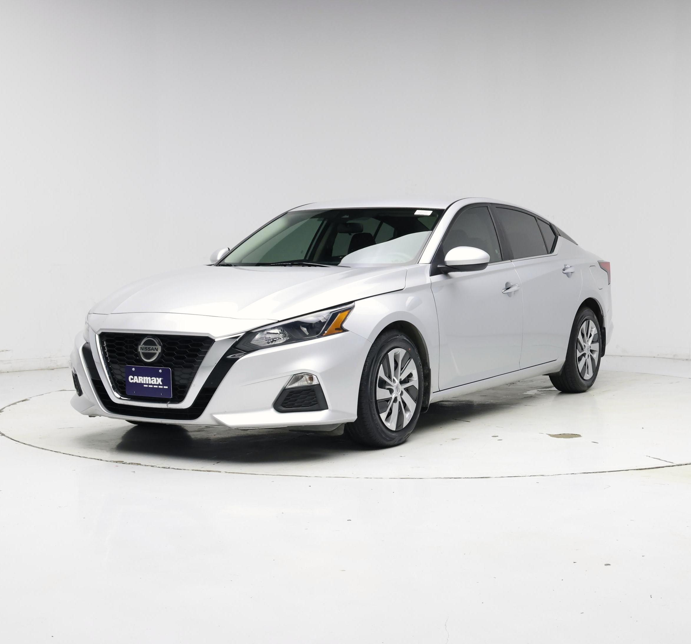 Thumbnail: 2022 Nissan Altima - 4