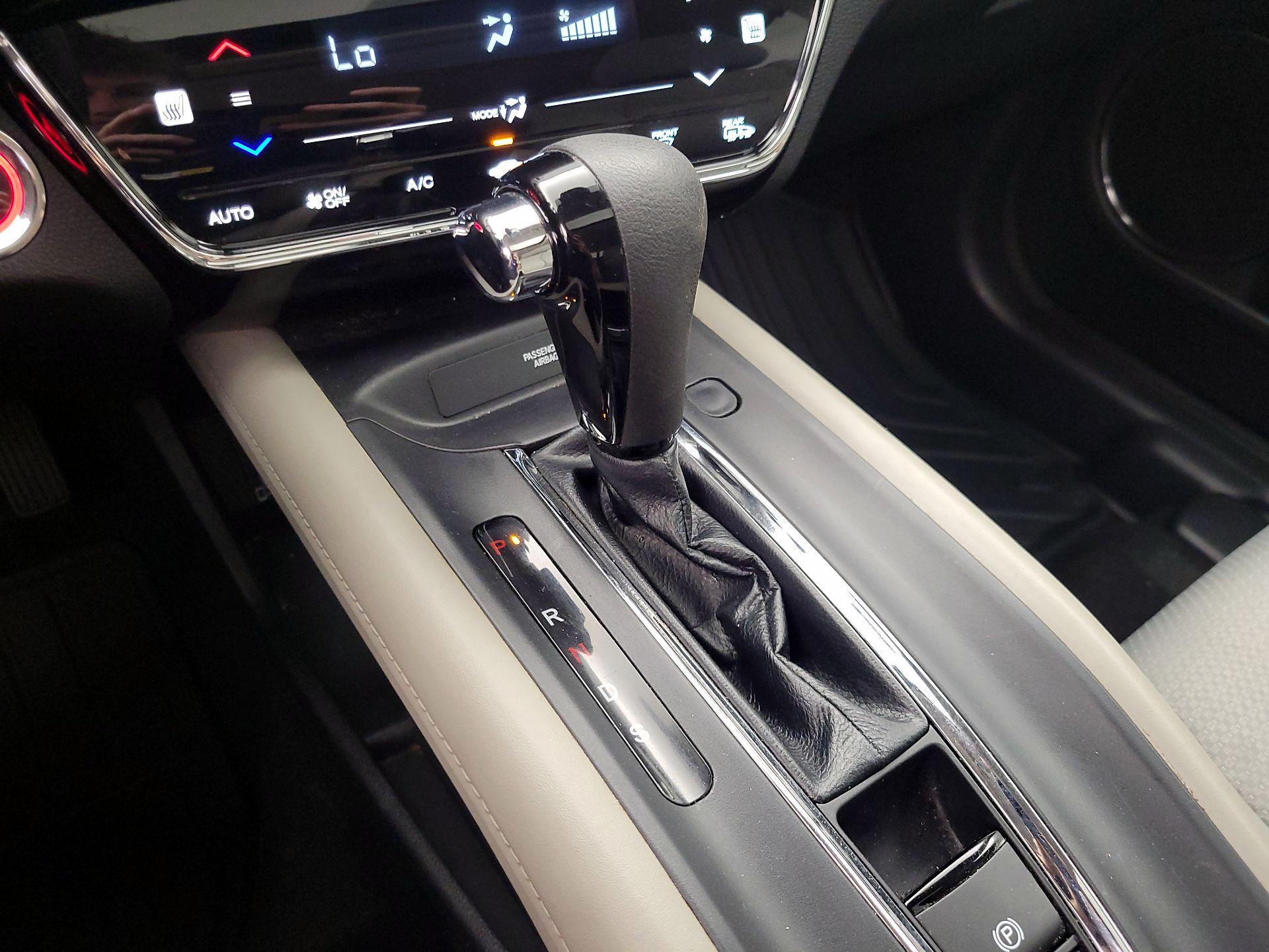 Thumbnail: 2021 Honda HR-V - 17