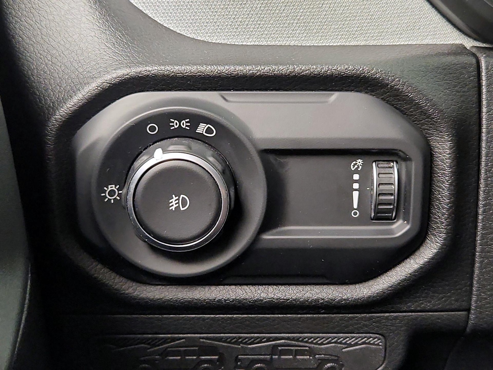 2025 Jeep Wrangler 4-Door Sport - Photo 14