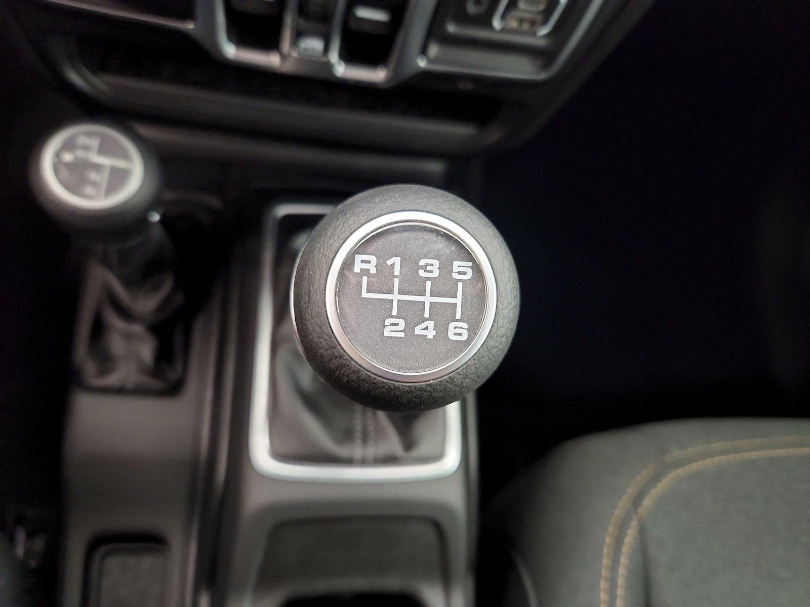 2025 Jeep Wrangler 4-Door Sport - Photo 18