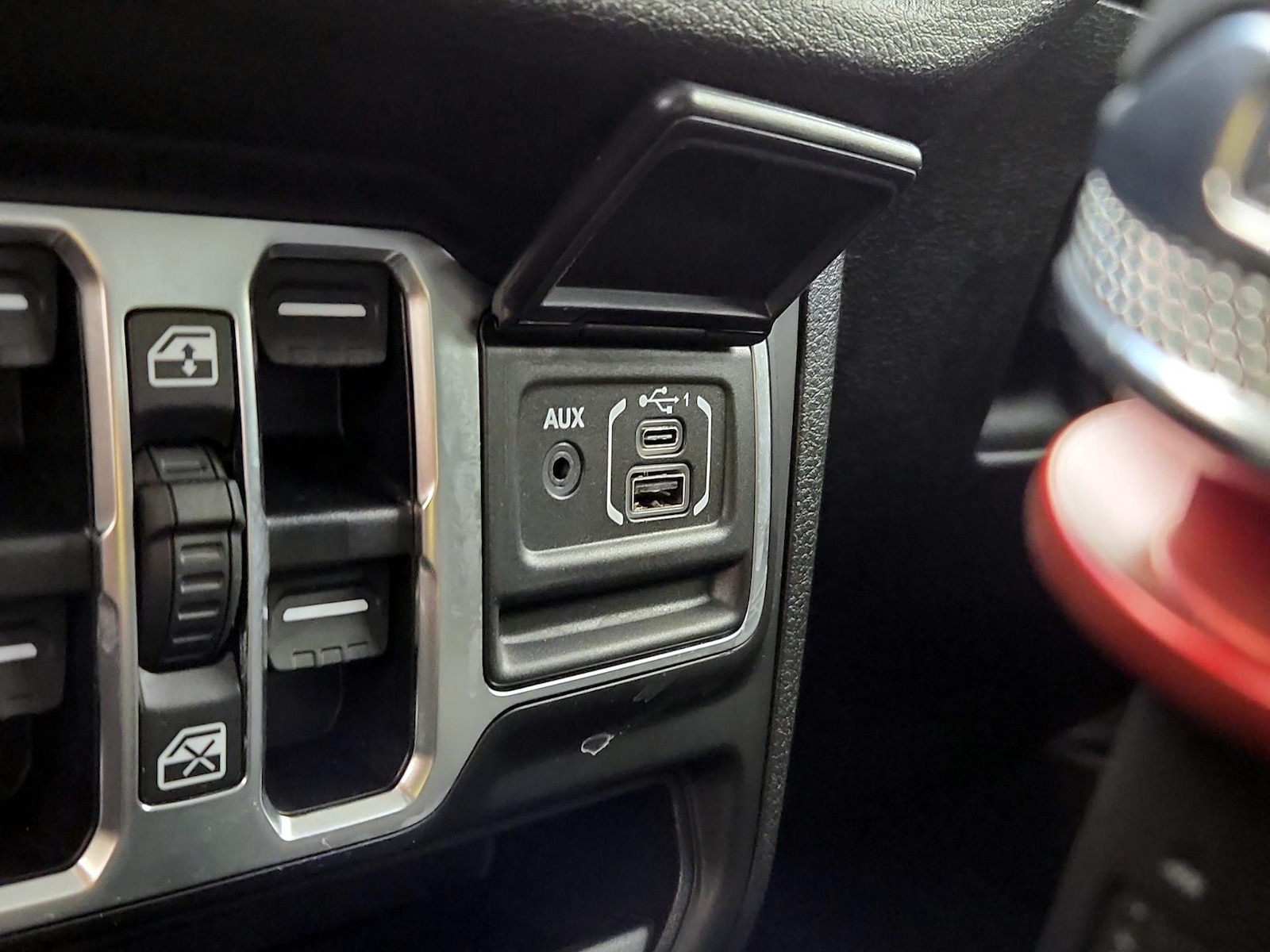 2025 Jeep Wrangler 4-Door Sport - Photo 19