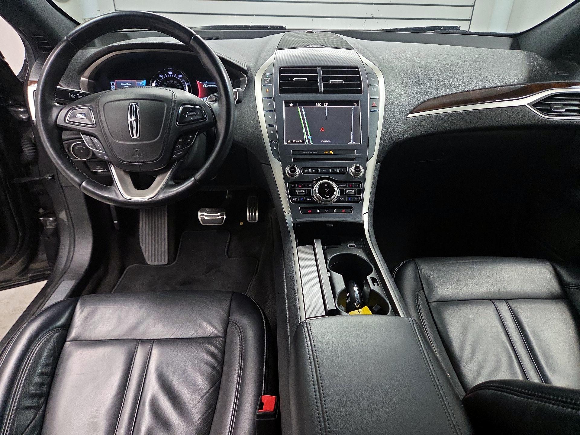 Thumbnail: 2019 Lincoln MKZ - 9