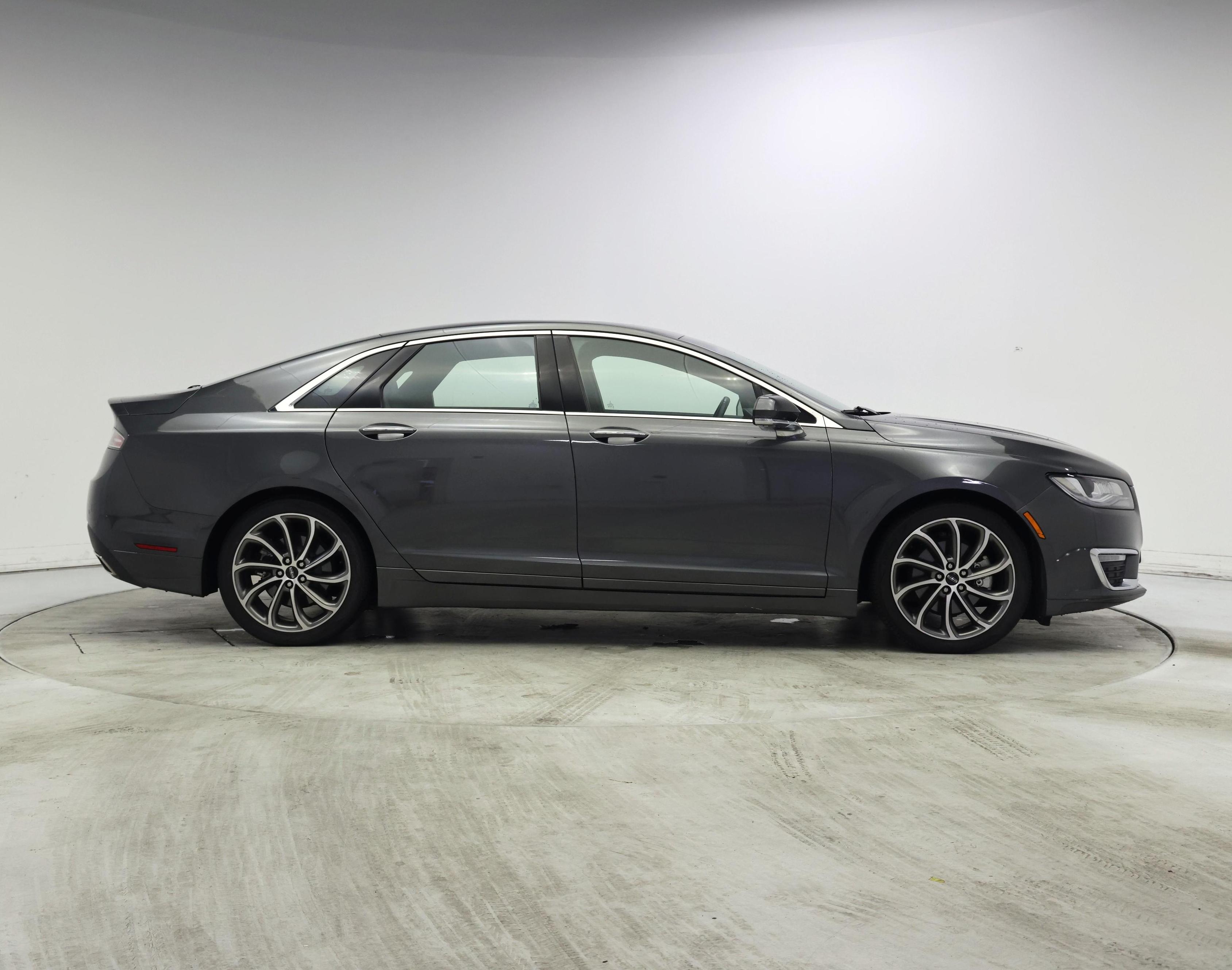 Thumbnail: 2019 Lincoln MKZ - 7